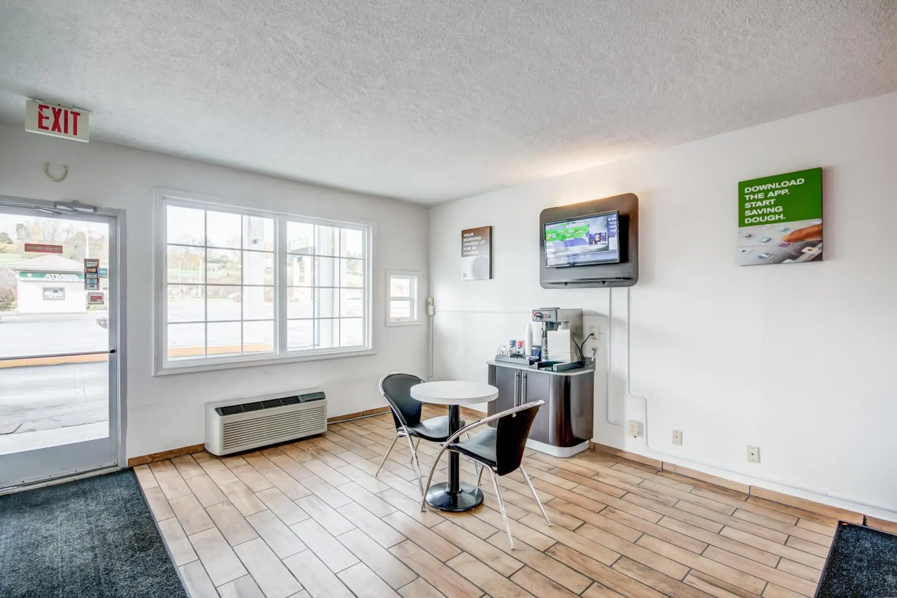 Lobby or reception in Motel 6-Somerset, KY Lobby or reception in Motel 6-Somerset, KY