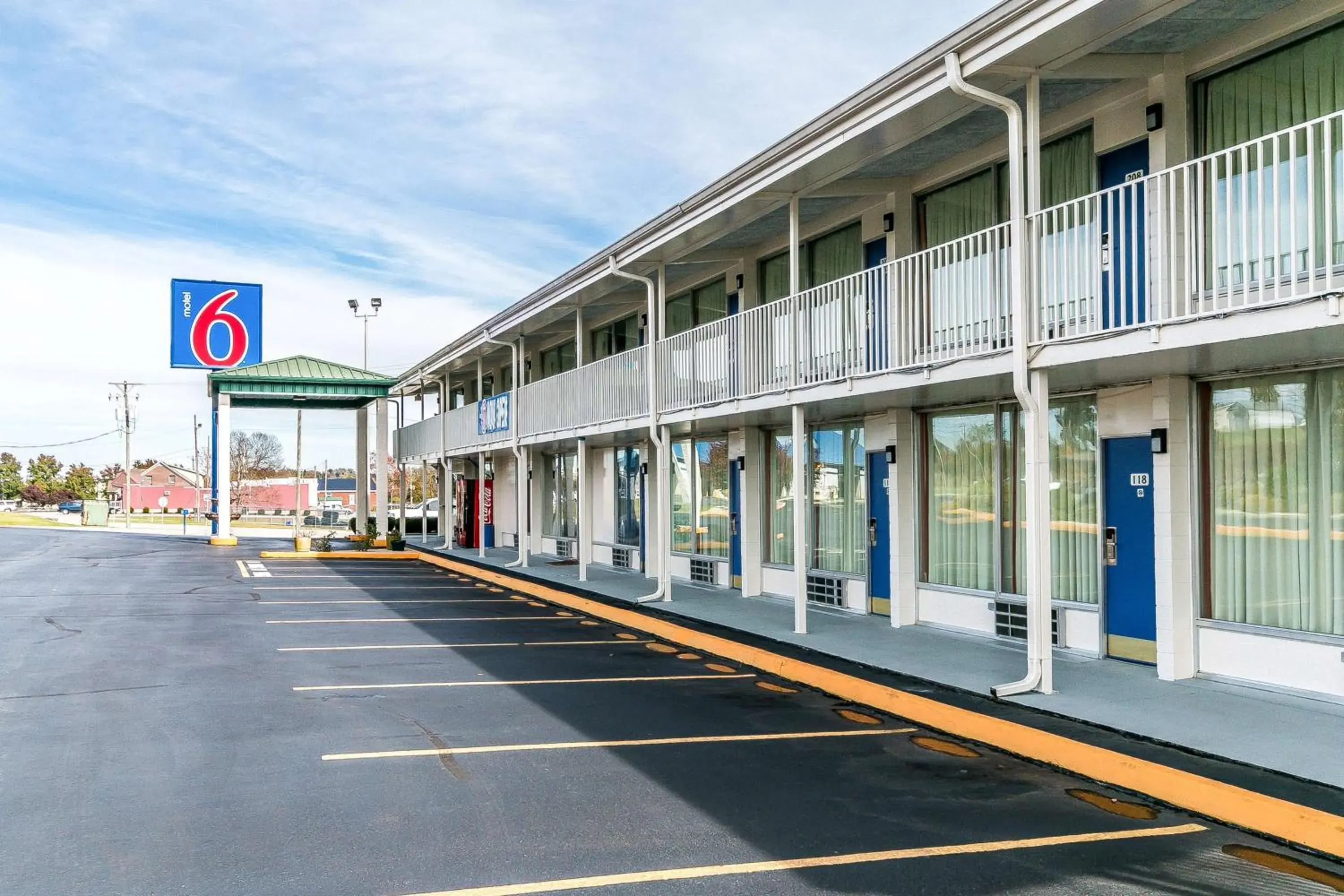 Property building in Motel 6-Somerset, KY Property building in Motel 6-Somerset, KY