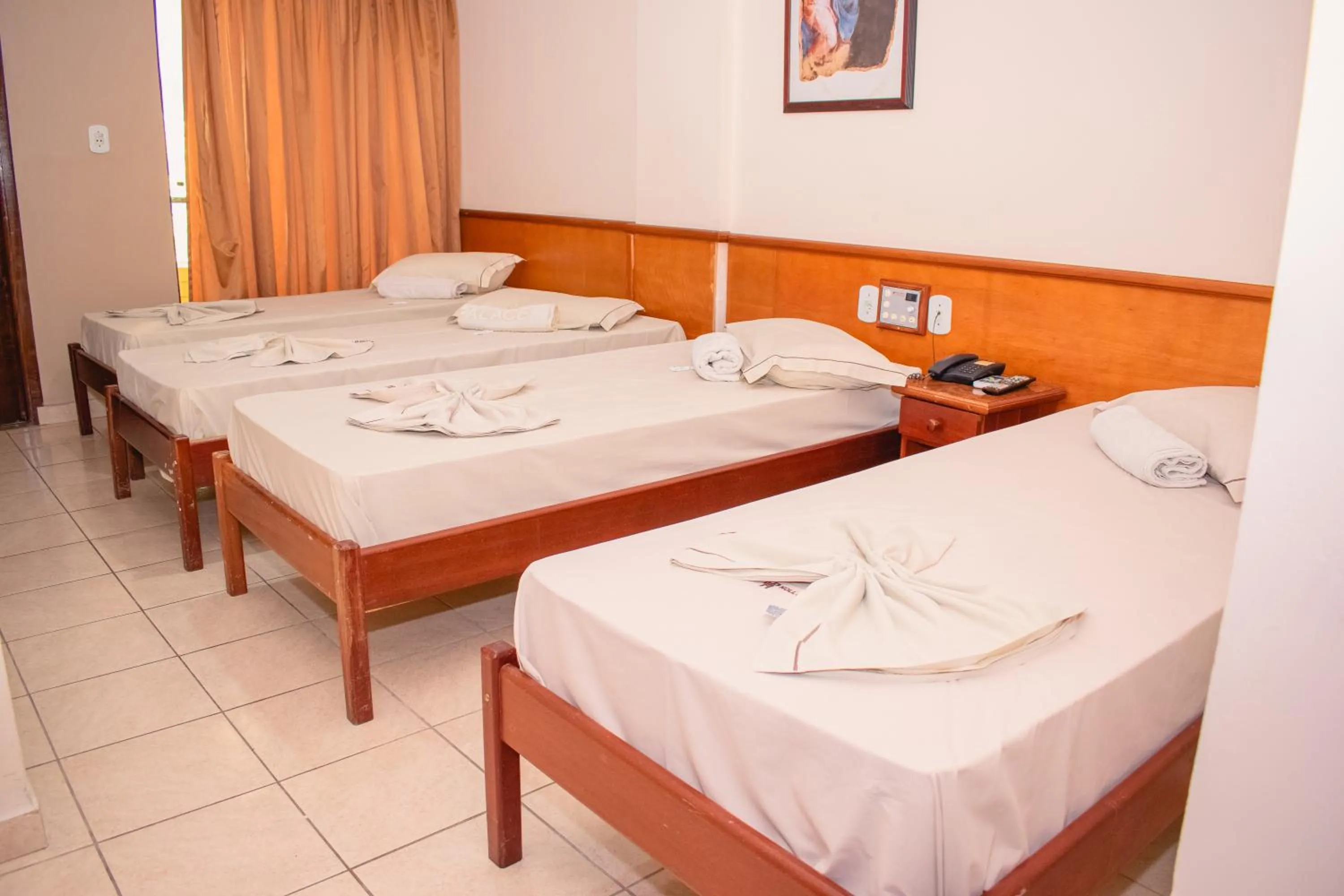 Bed in Hollywood Palace Hotel