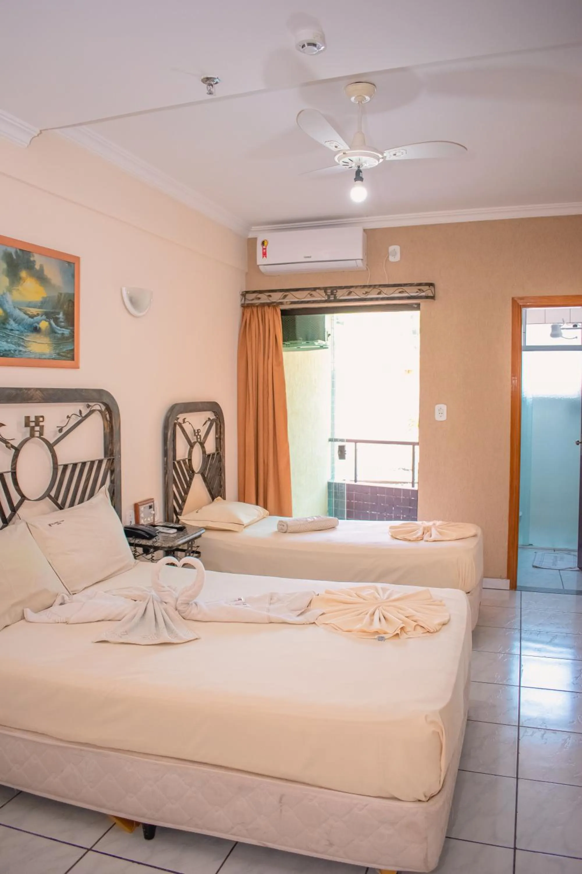 Bed in Hollywood Palace Hotel