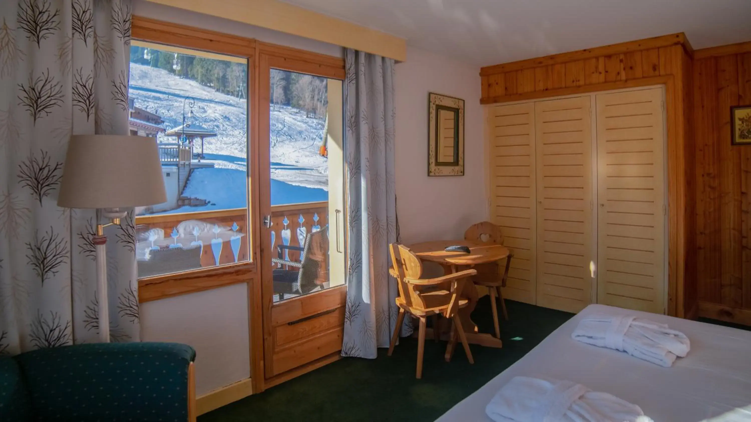 Bedroom, Bed in Hôtel Arbois Bettex Bedroom, Bed in Hôtel Arbois Bettex