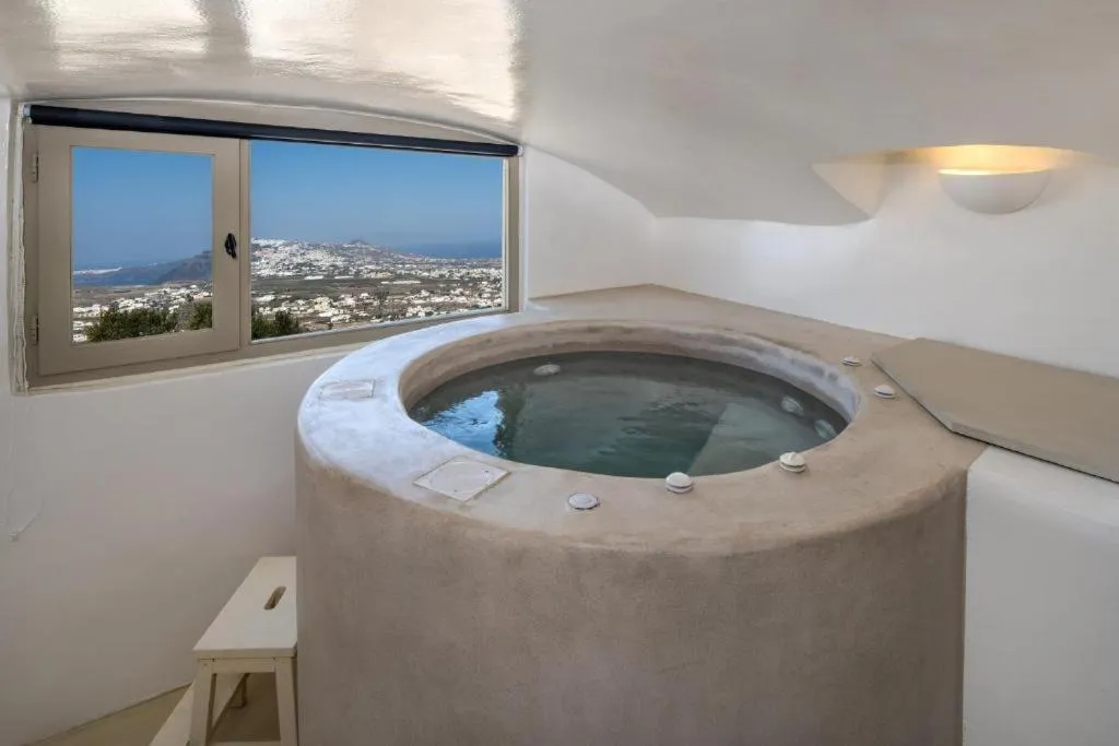 Phaos 1870, A restored Winery