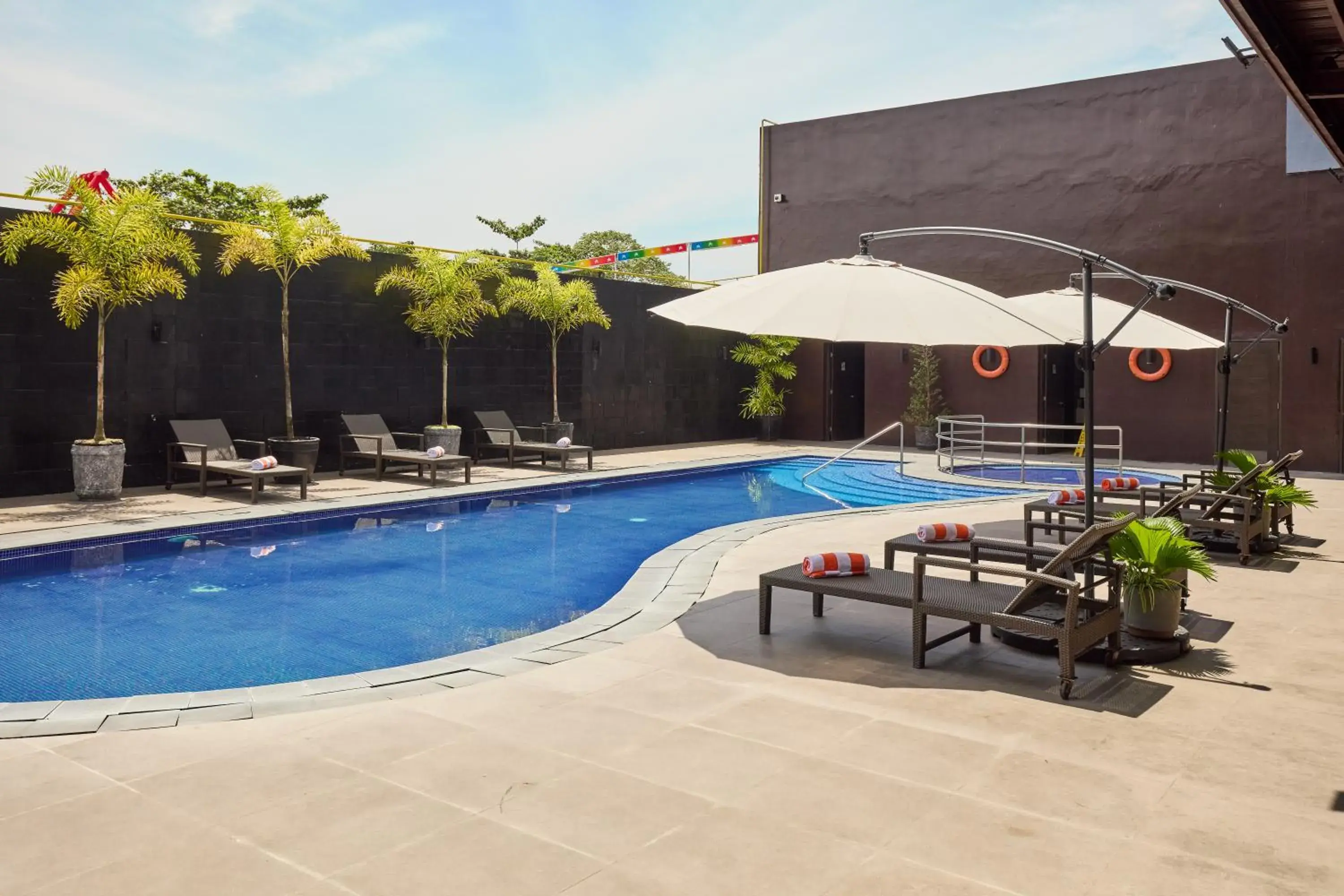 Swimming pool in Summit Hotel Tacloban Swimming pool in Summit Hotel Tacloban