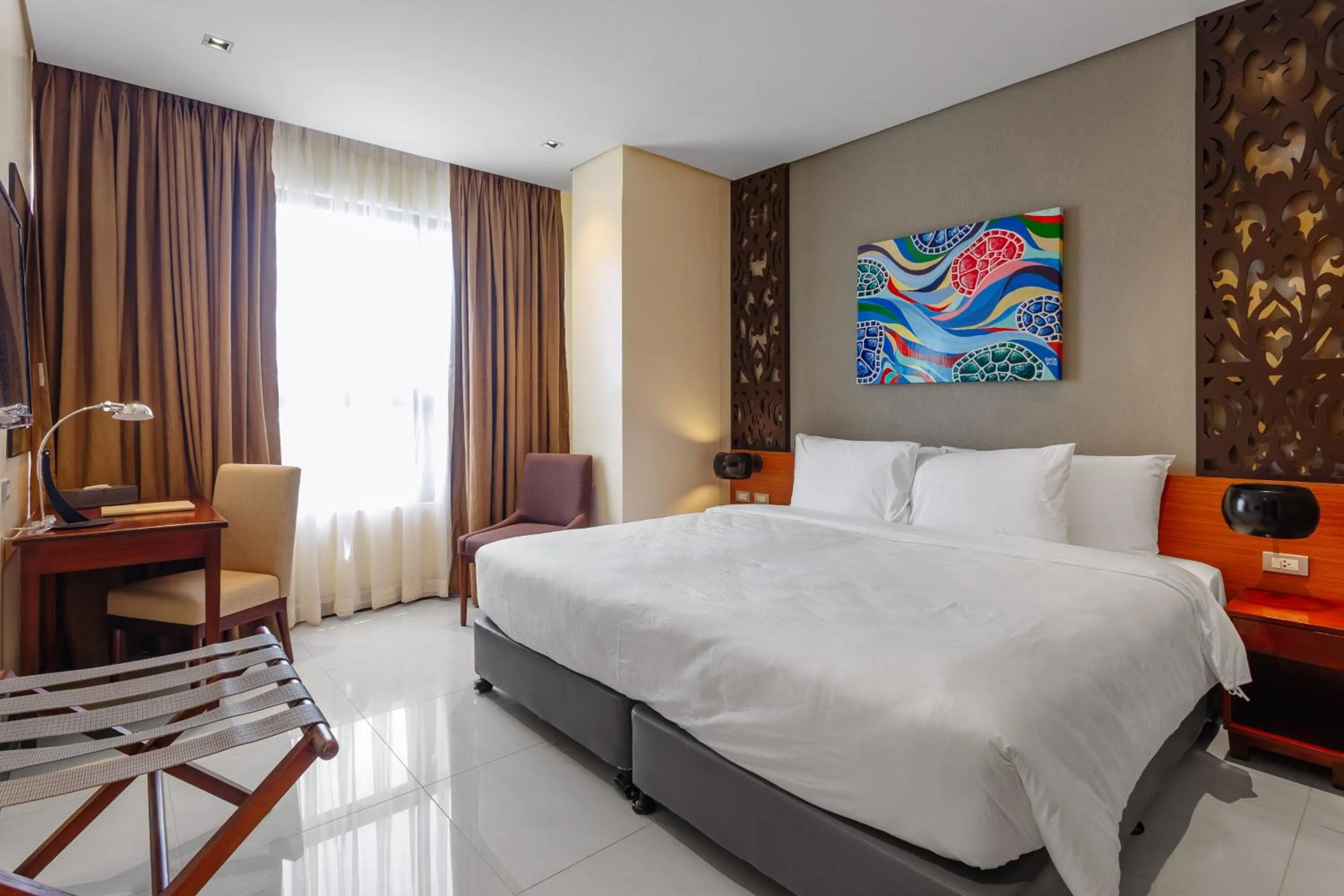 Bed in Summit Hotel Tacloban