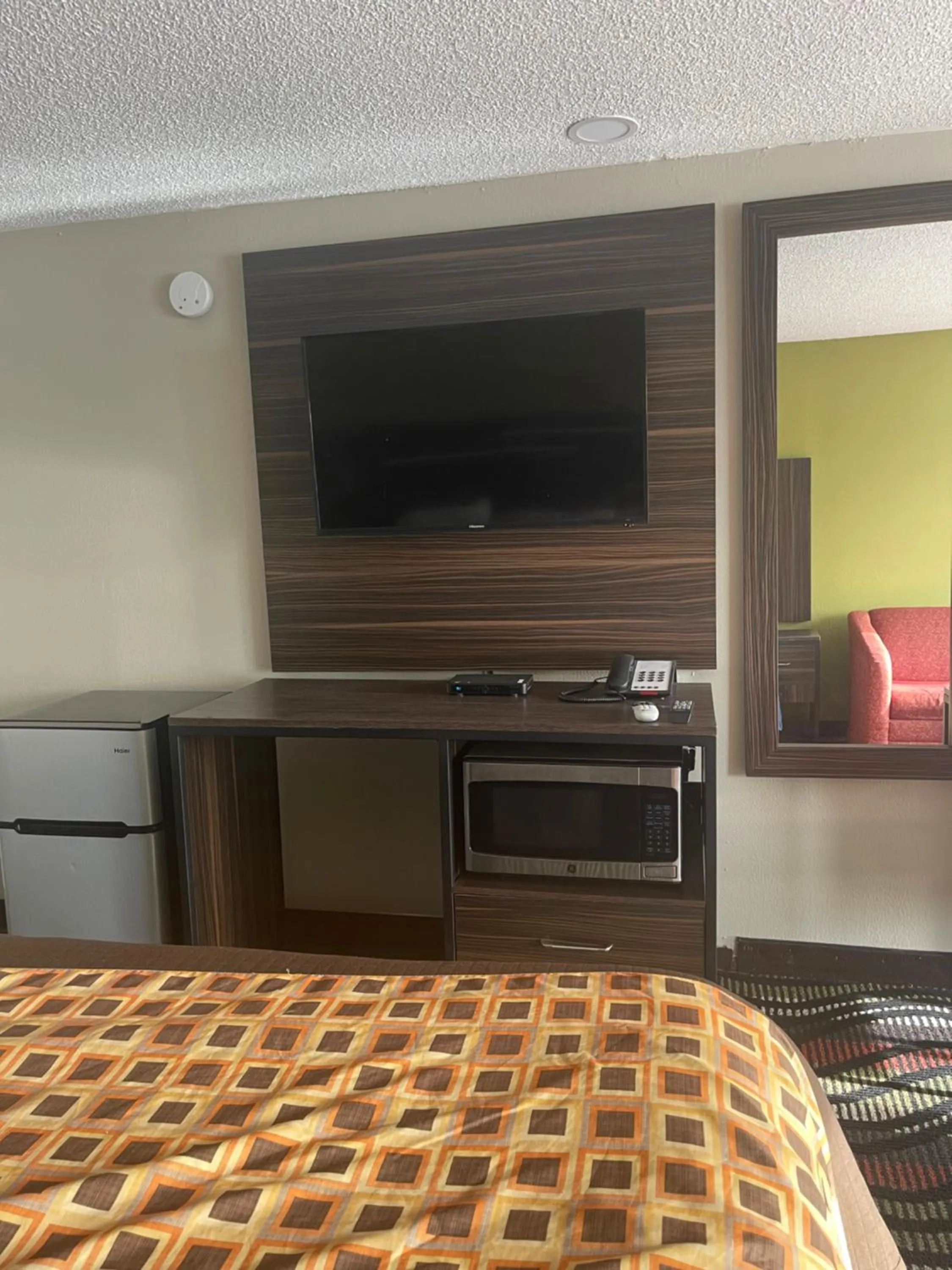 Bed in Blue Stone Inn