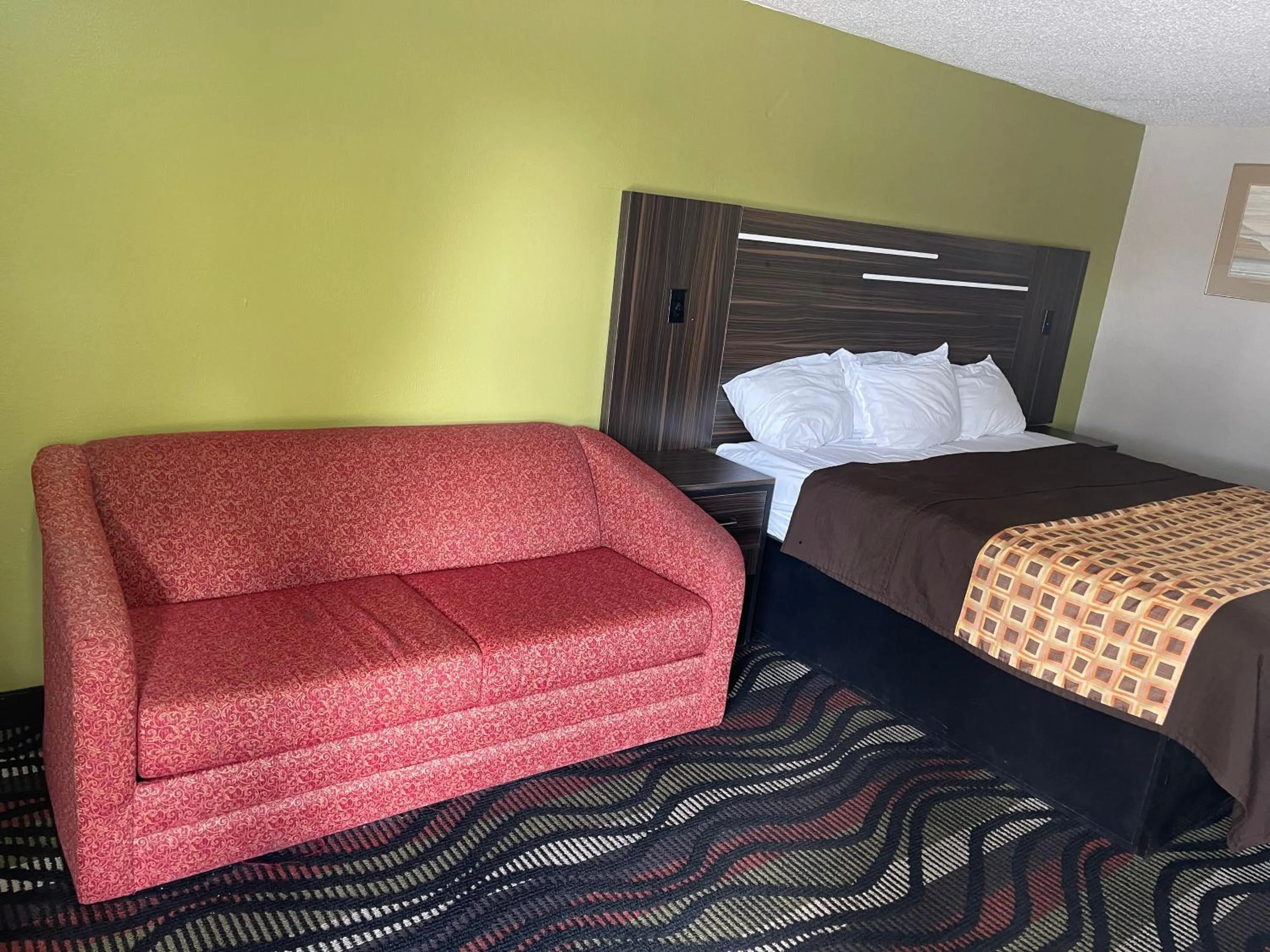 Bed in Blue Stone Inn