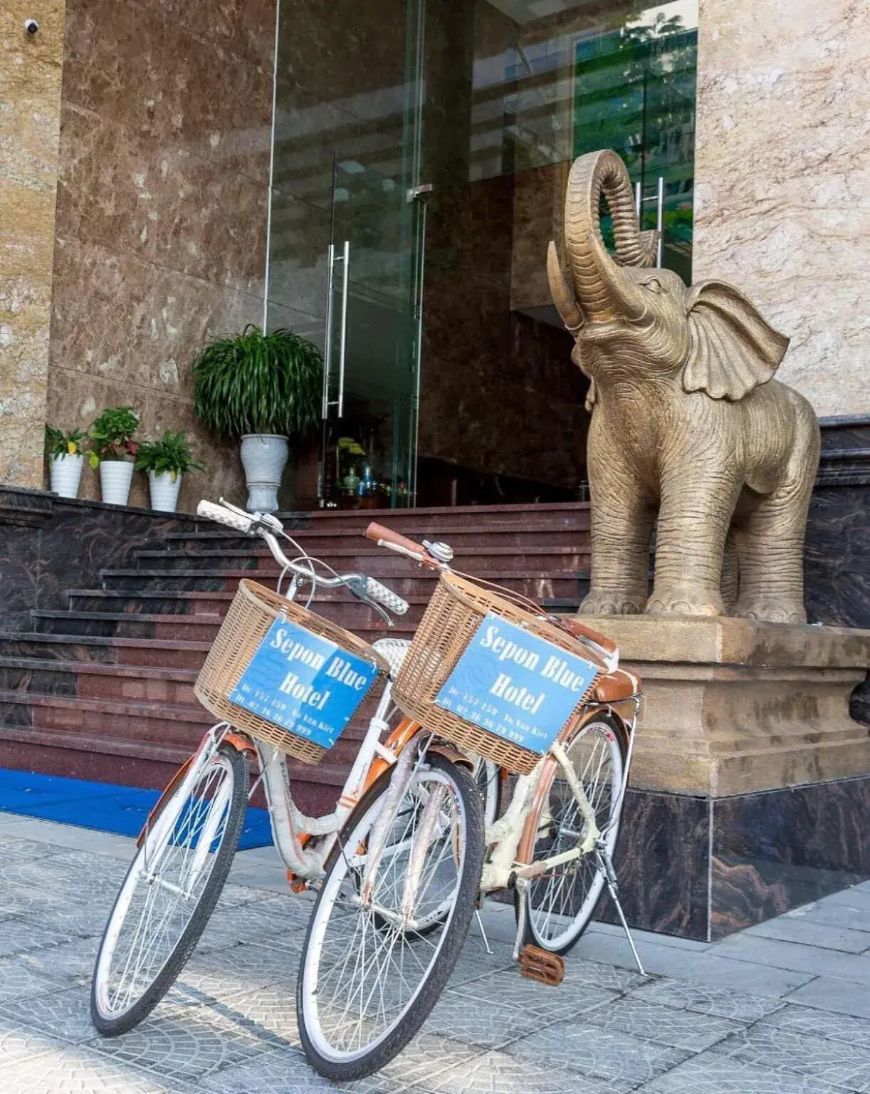 Property building in Sepon Blue Hotel Property building in Sepon Blue Hotel