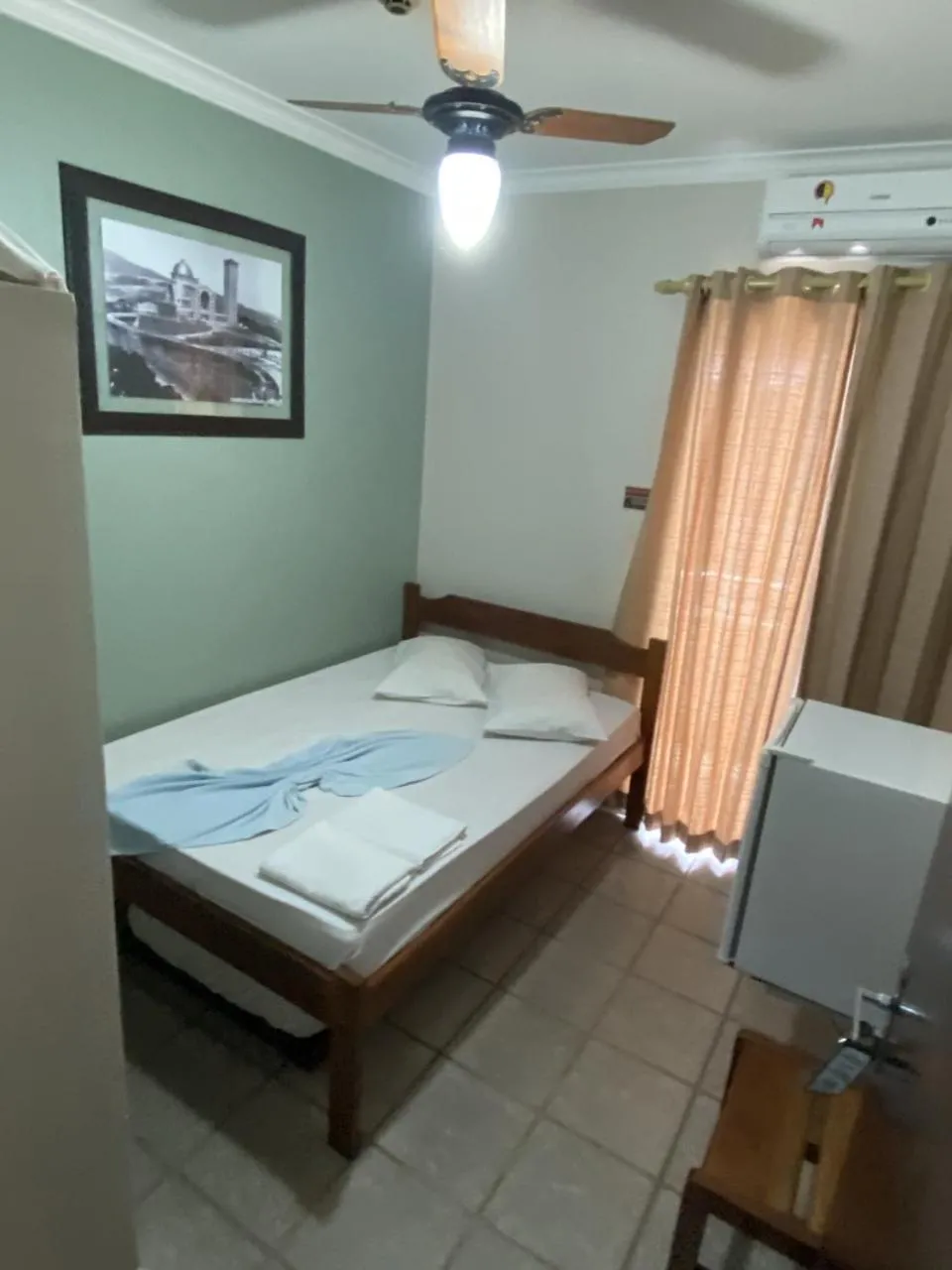 TV and multimedia, Bed in Colina Park Hotel