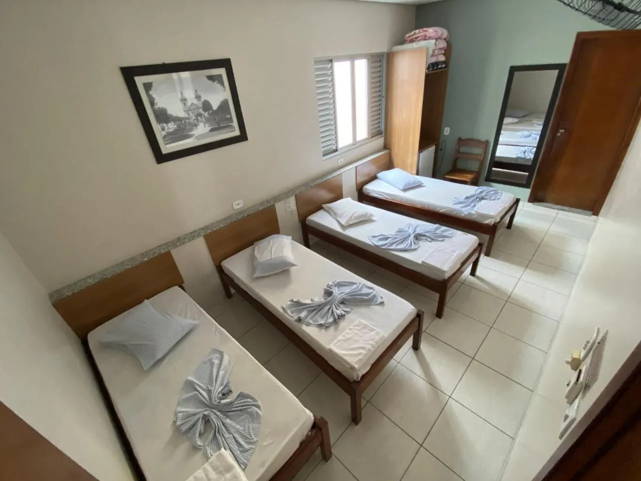 Bed in Colina Park Hotel