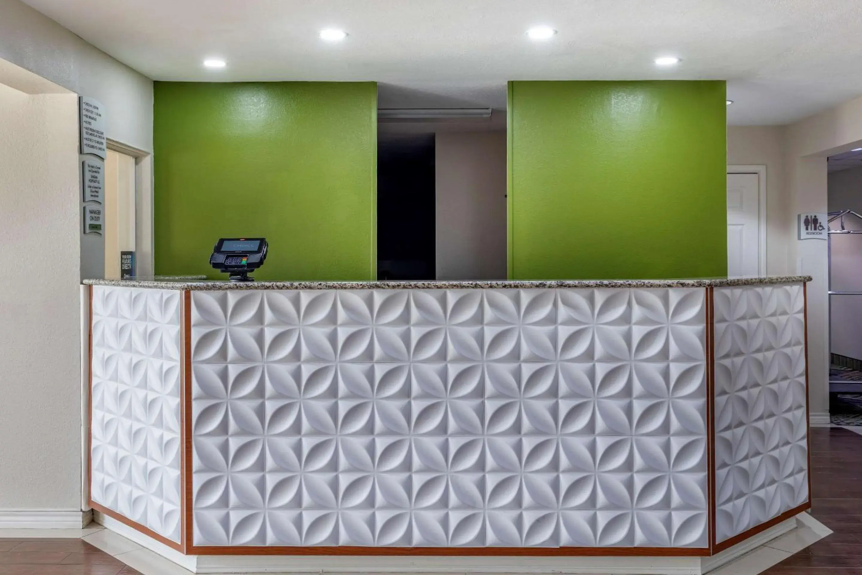 Lobby or reception in Quality Inn & Suites Longview I-20 Lobby or reception in Quality Inn & Suites Longview I-20