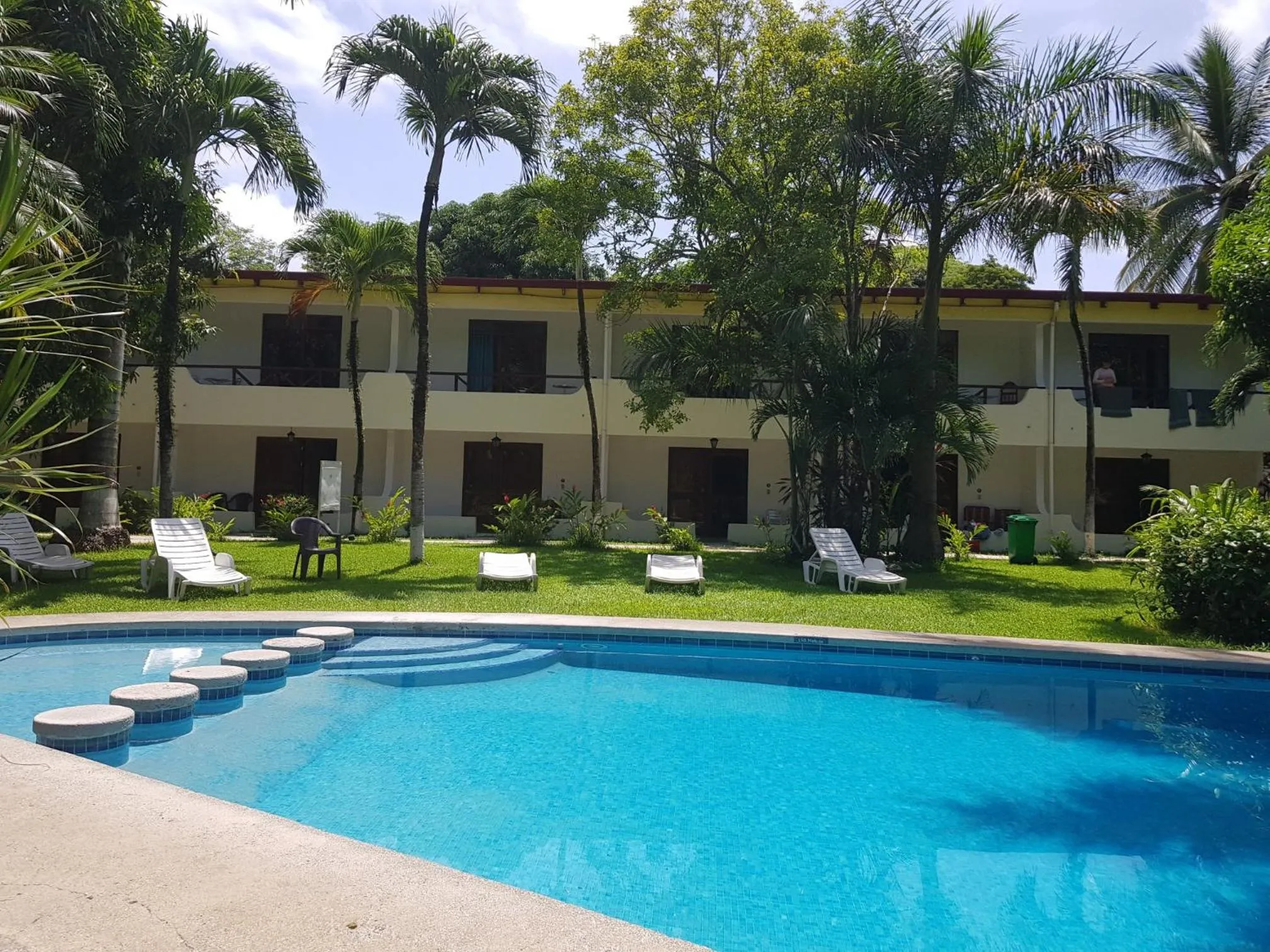 Swimming pool in Samara Beach Hotel