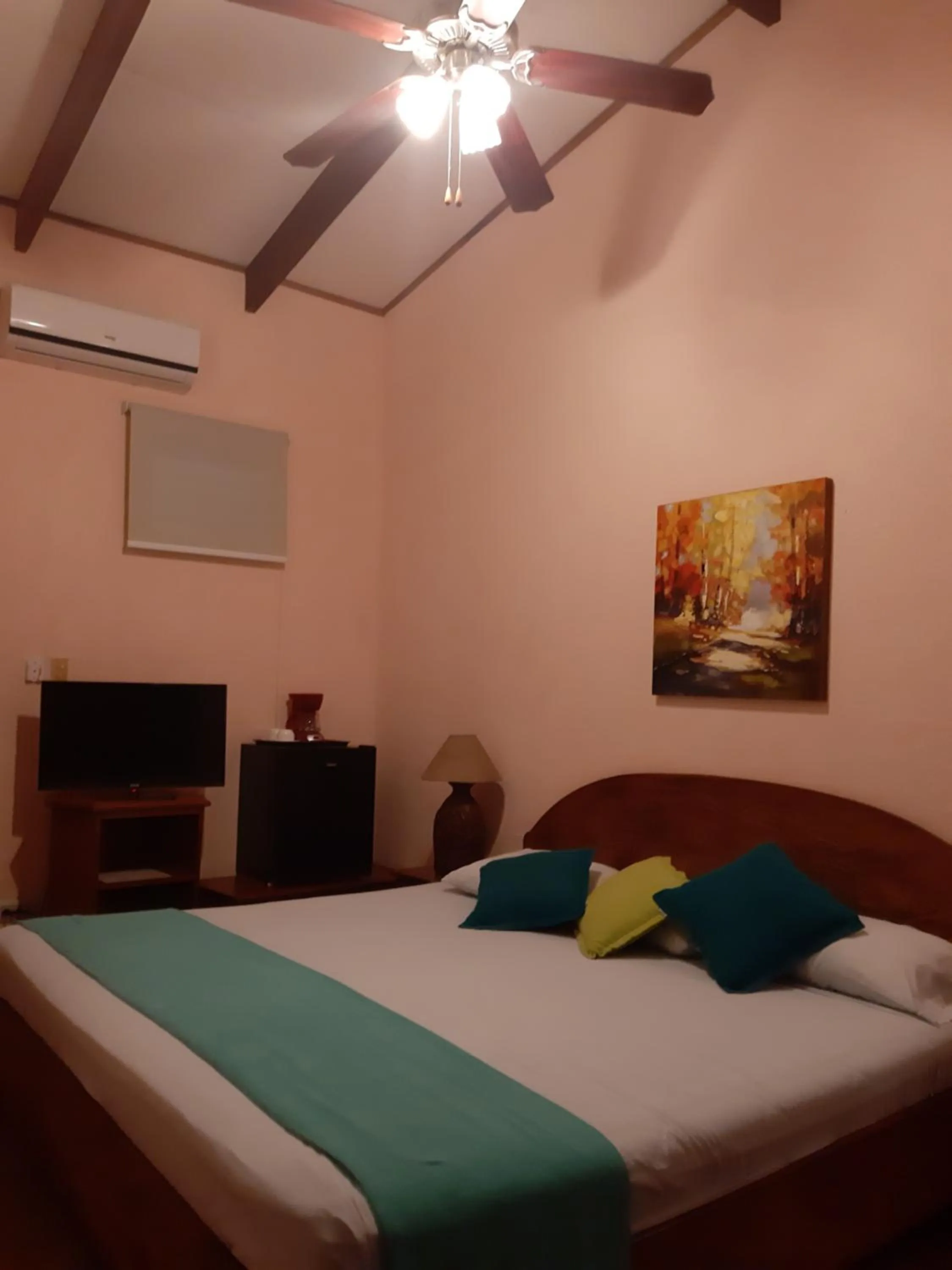 Bed in Samara Beach Hotel