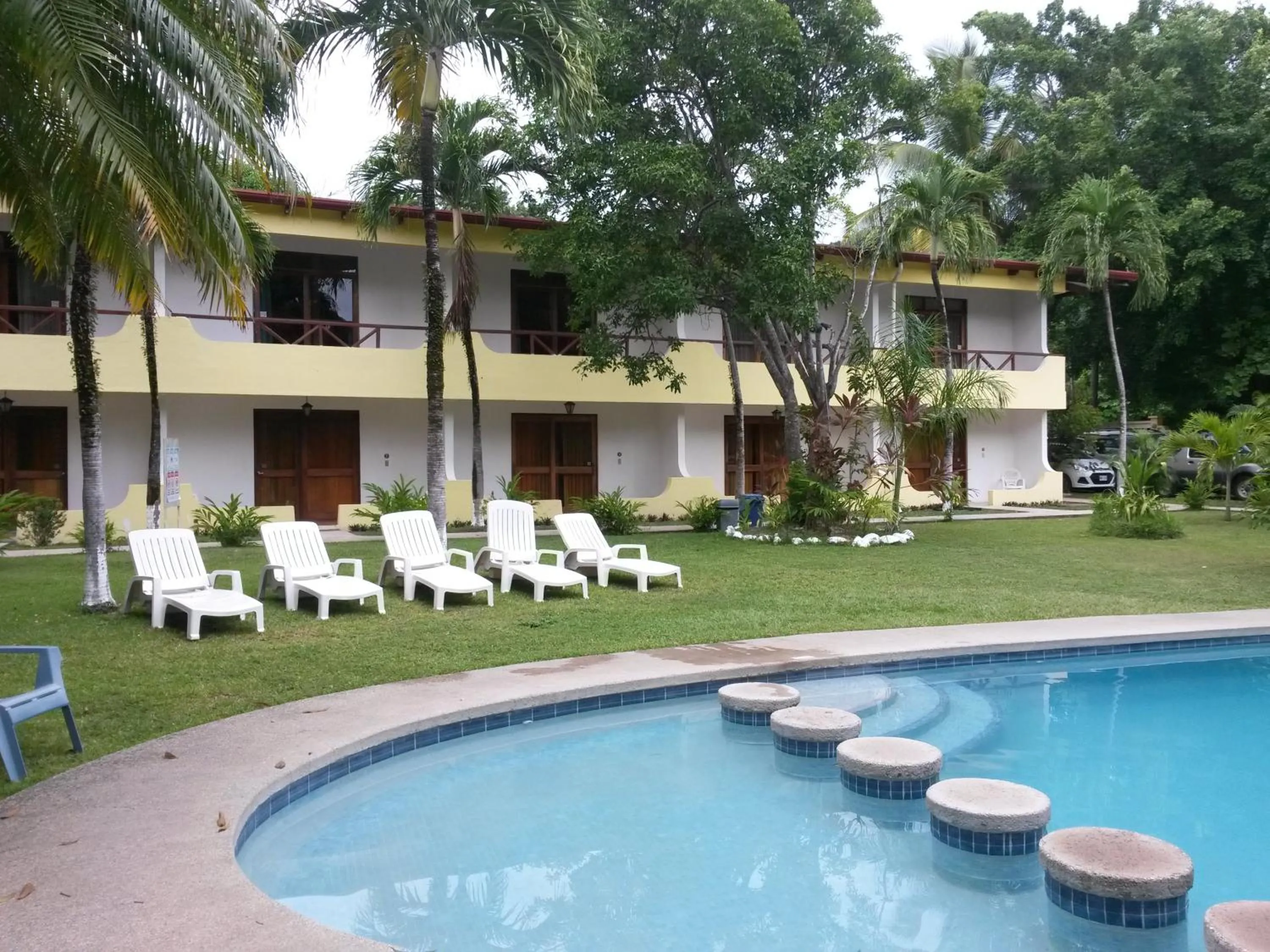 Garden in Samara Beach Hotel