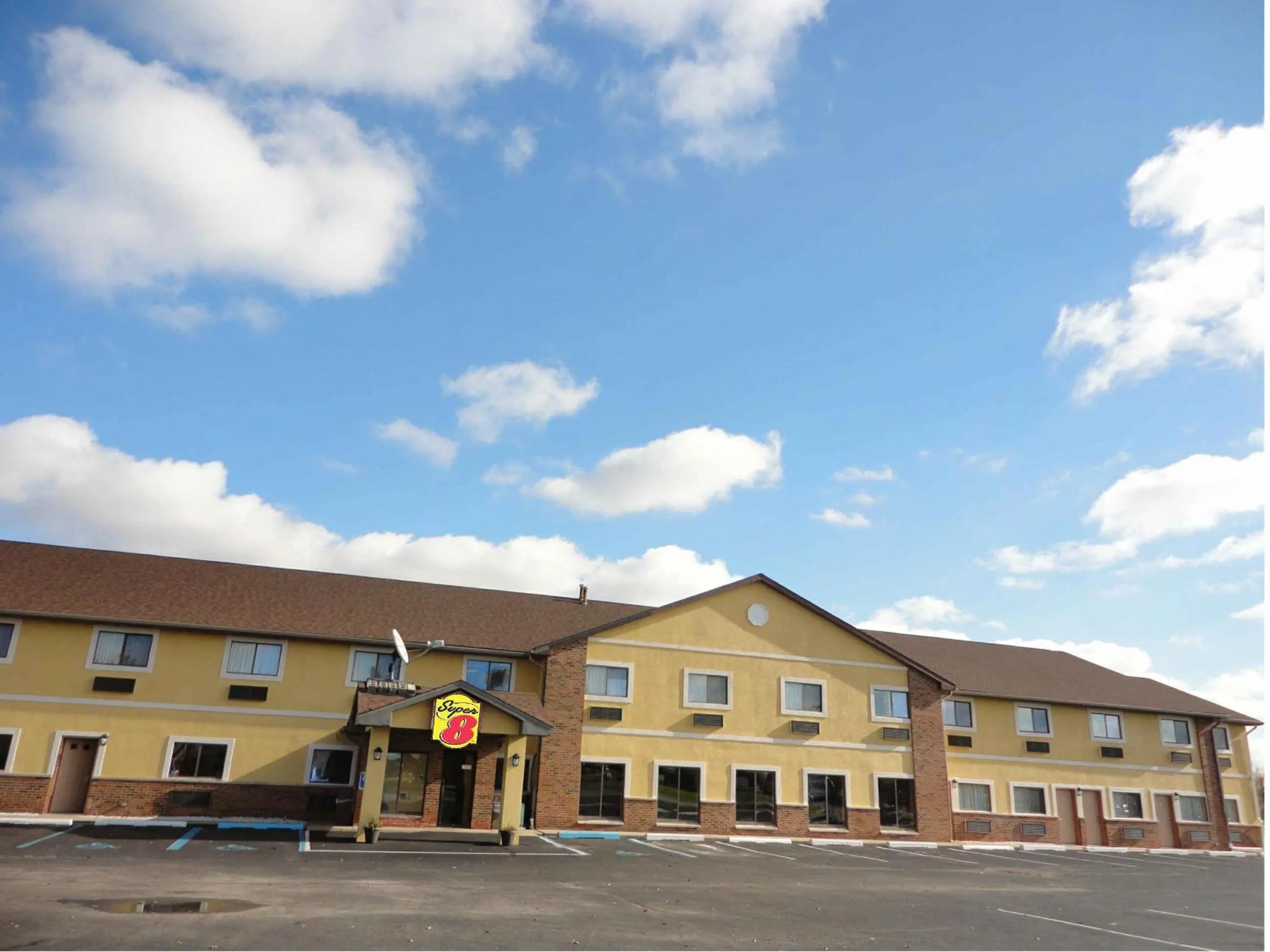 Property building in Super 8 by Wyndham Crawfordsville