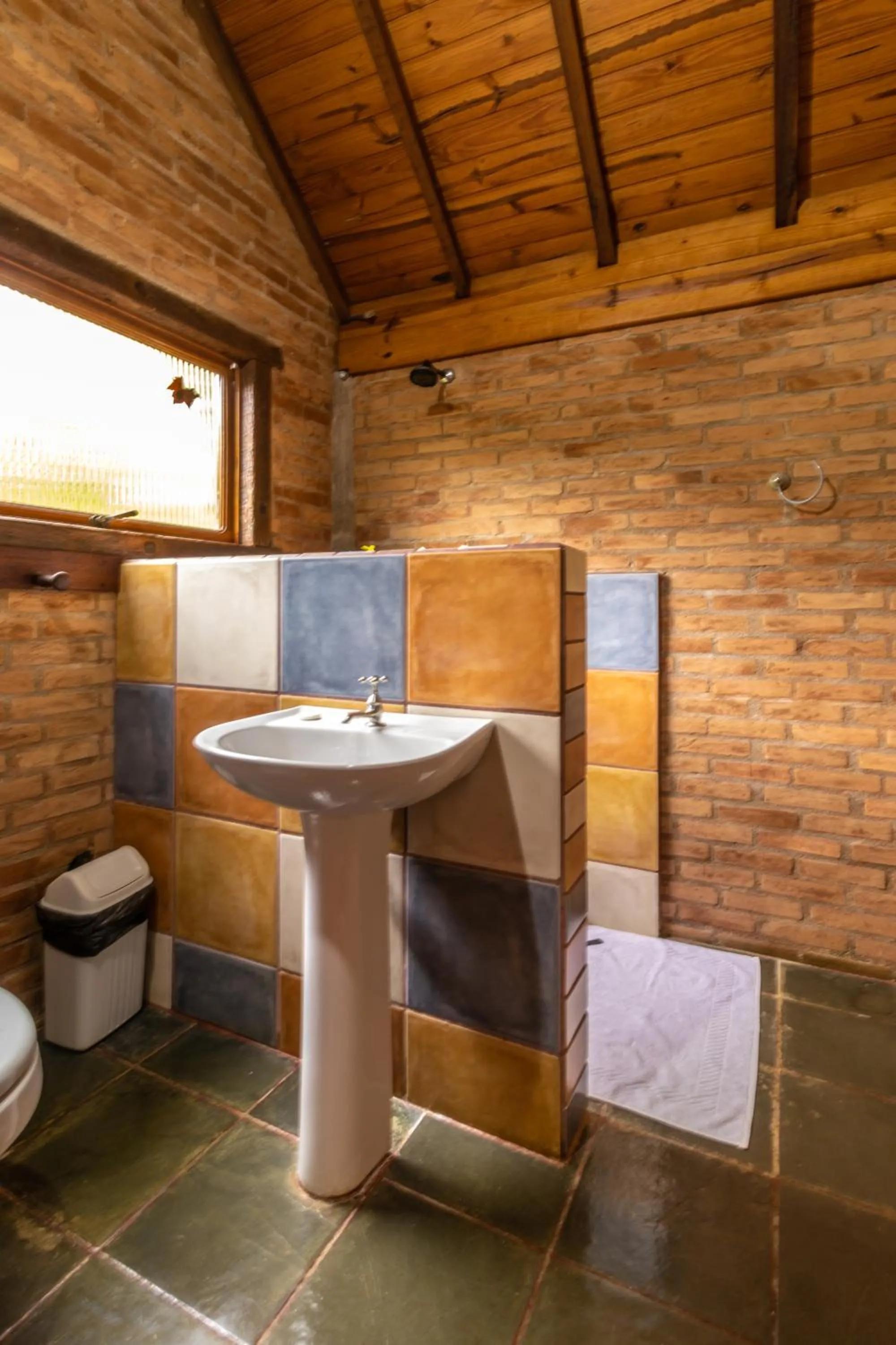 Bathroom in Pousada Canto da Lua