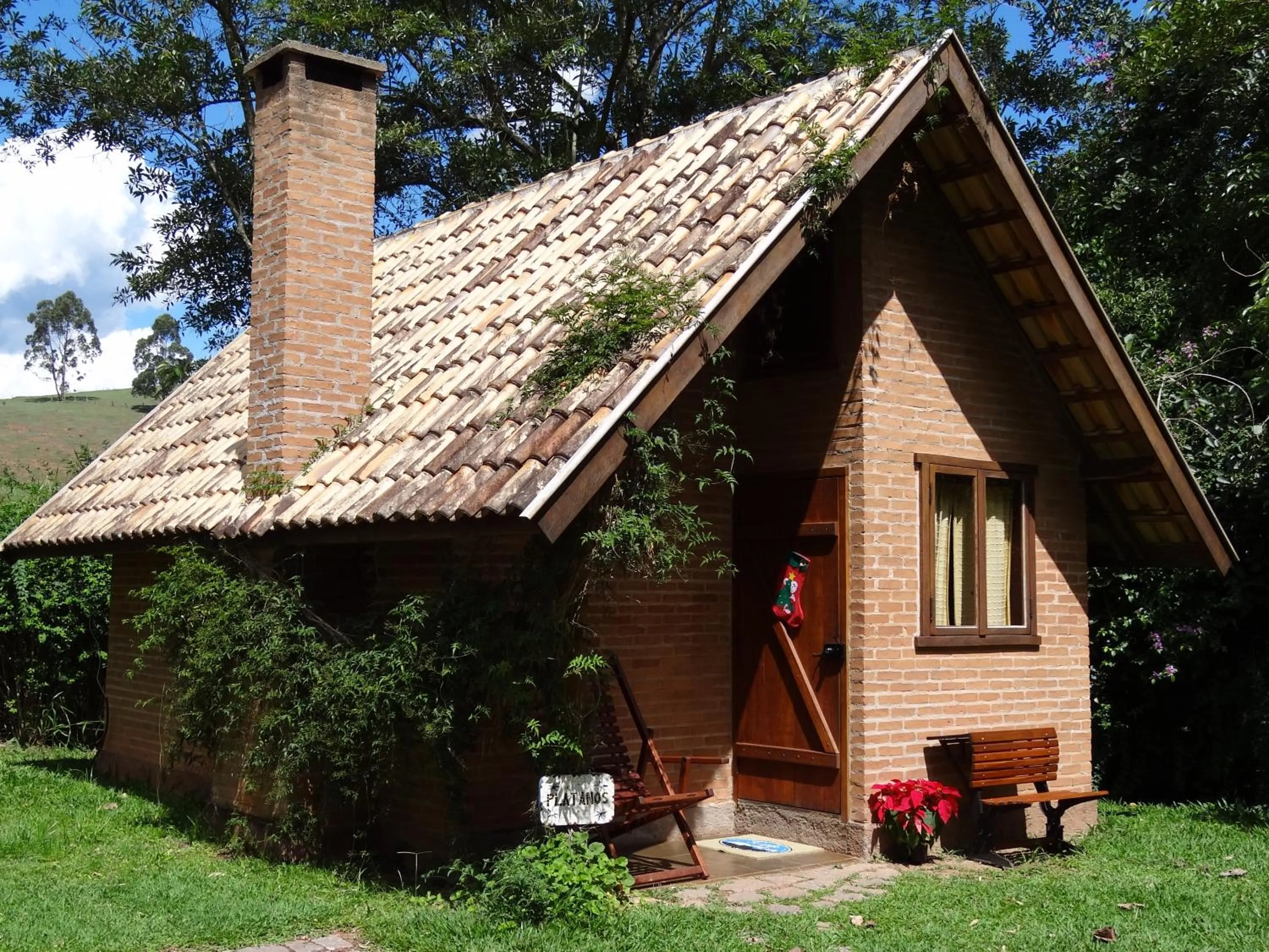 Property building in Pousada Canto da Lua