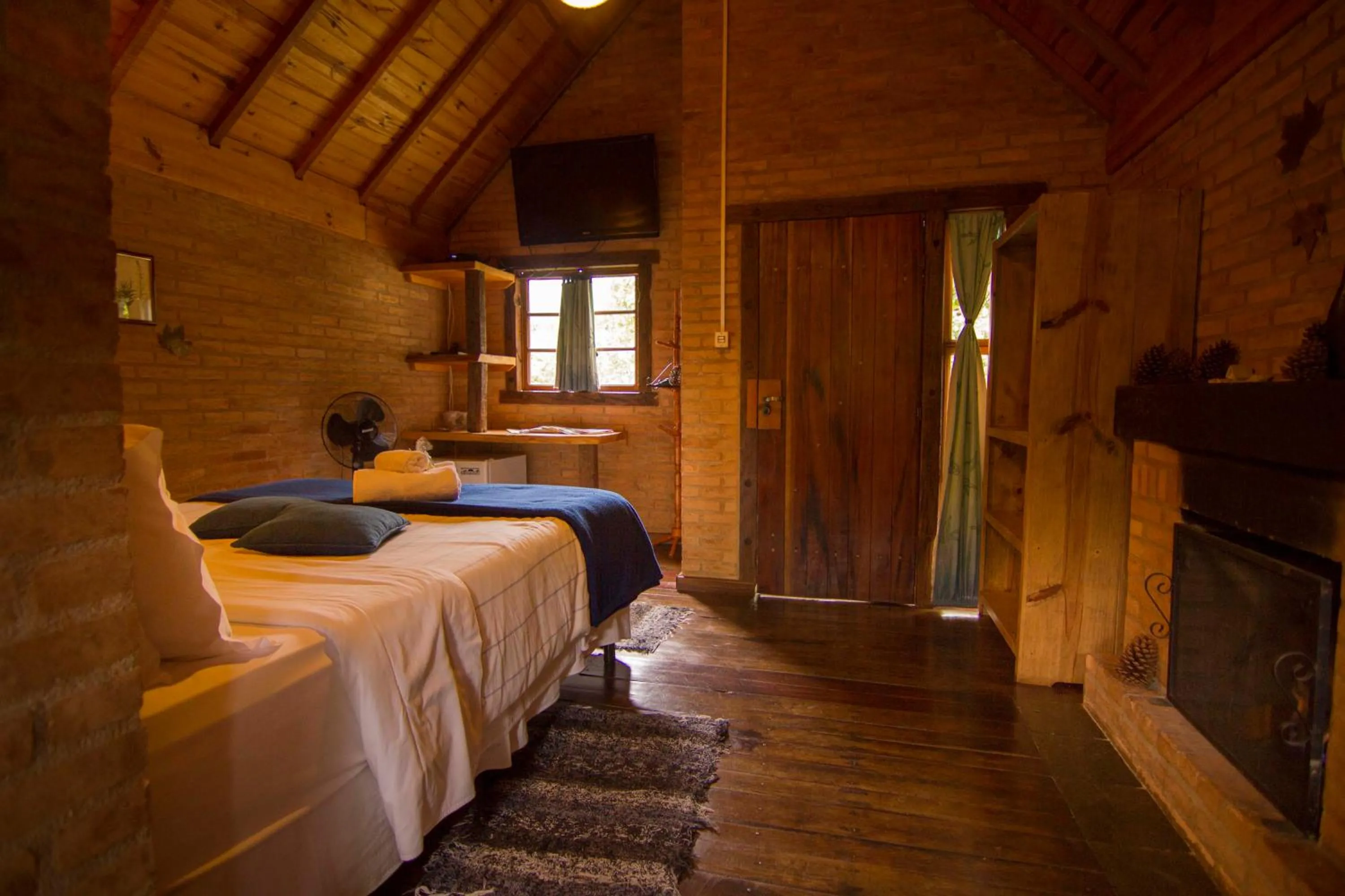 Bedroom, Bed in Pousada Canto da Lua
