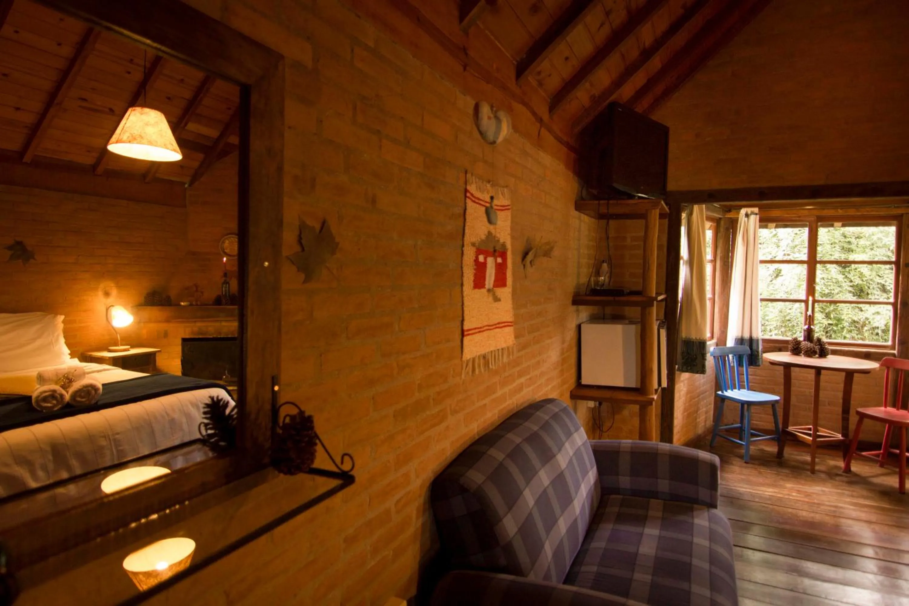 Photo of the whole room, Bed in Pousada Canto da Lua