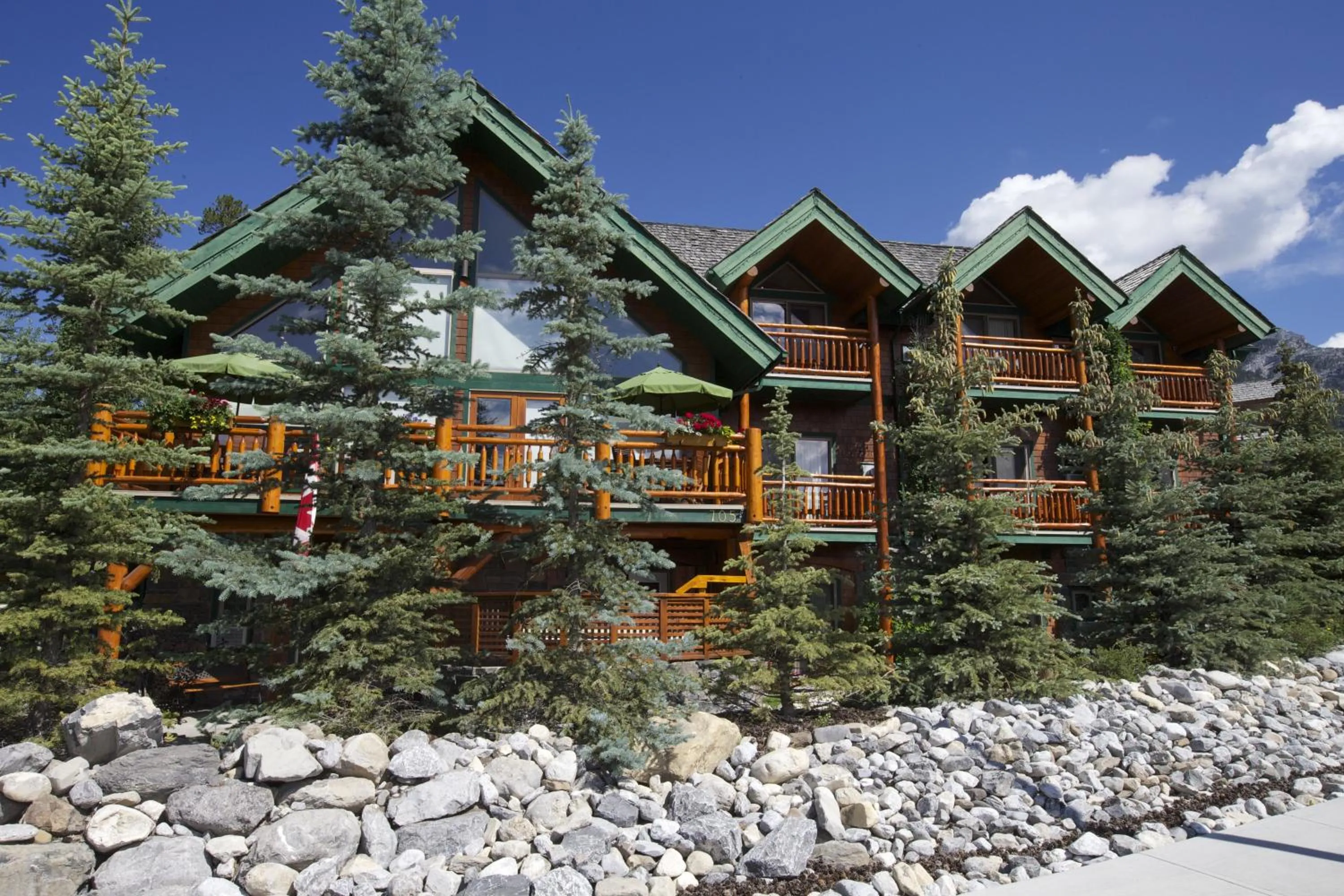 Facade/entrance in A Bear and Bison Country Inn
