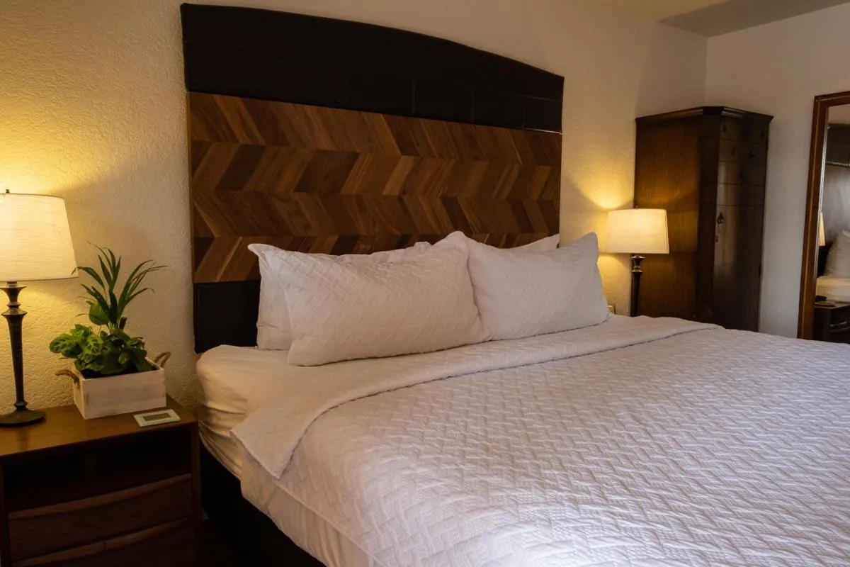 Bed in A Bear and Bison Country Inn