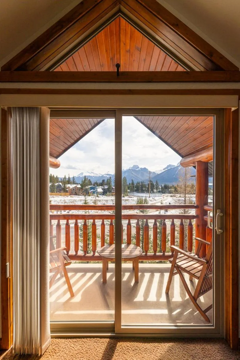 Balcony/Terrace in A Bear and Bison Country Inn