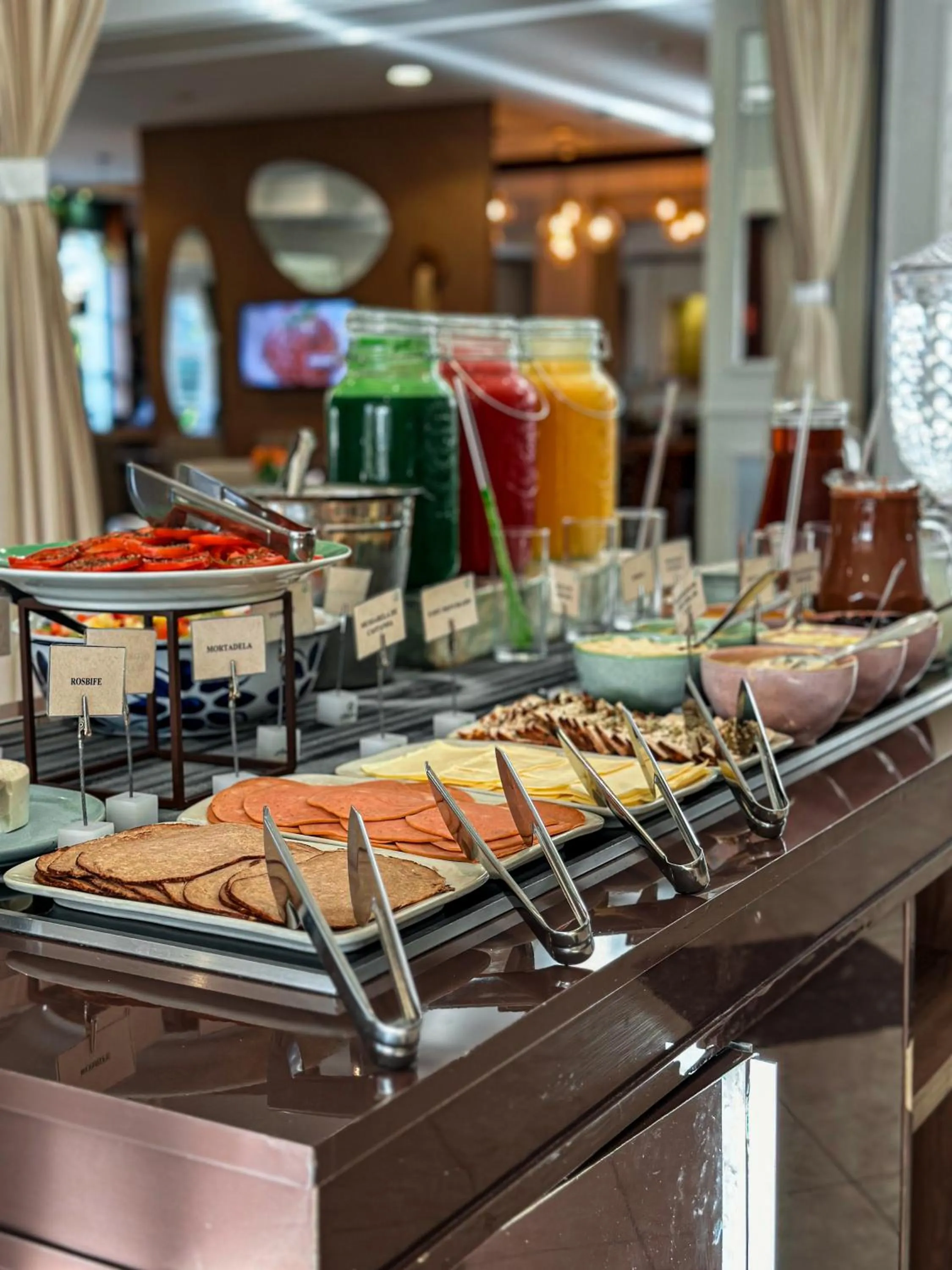 Buffet breakfast in Hotel Serra da Estrela