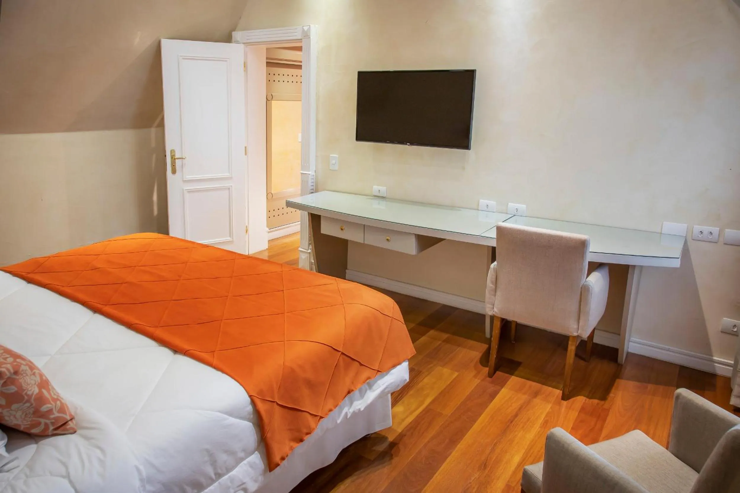 Bedroom, Bed in Hotel Serra da Estrela