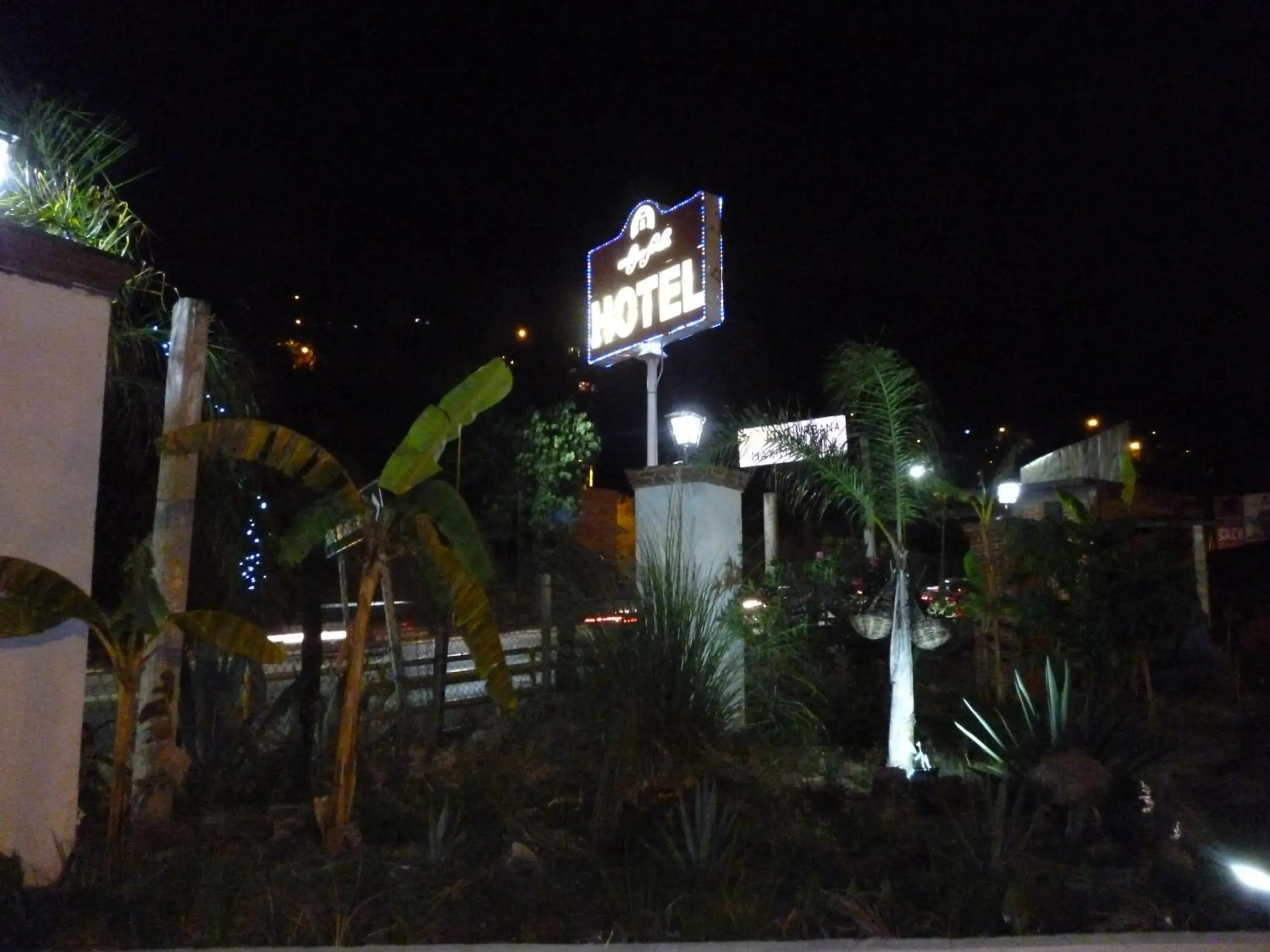 Facade/entrance in Hotel Antiguo Fortin Facade/entrance in Hotel Antiguo Fortin