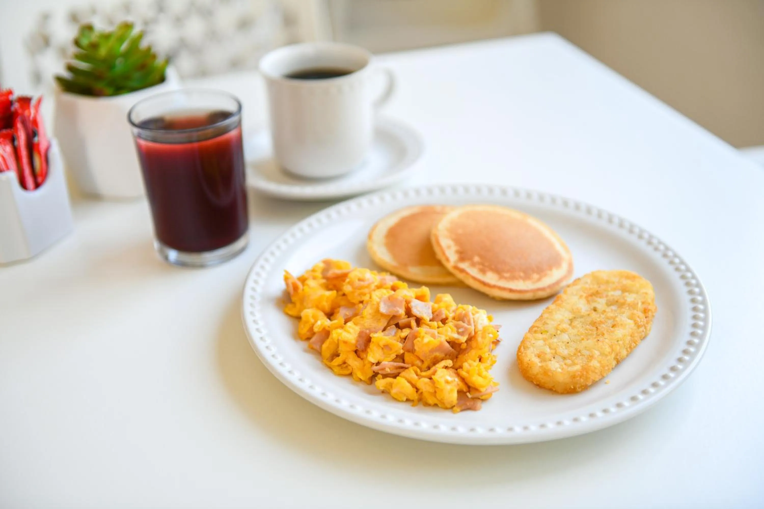 Breakfast in Hotel Uxulkah