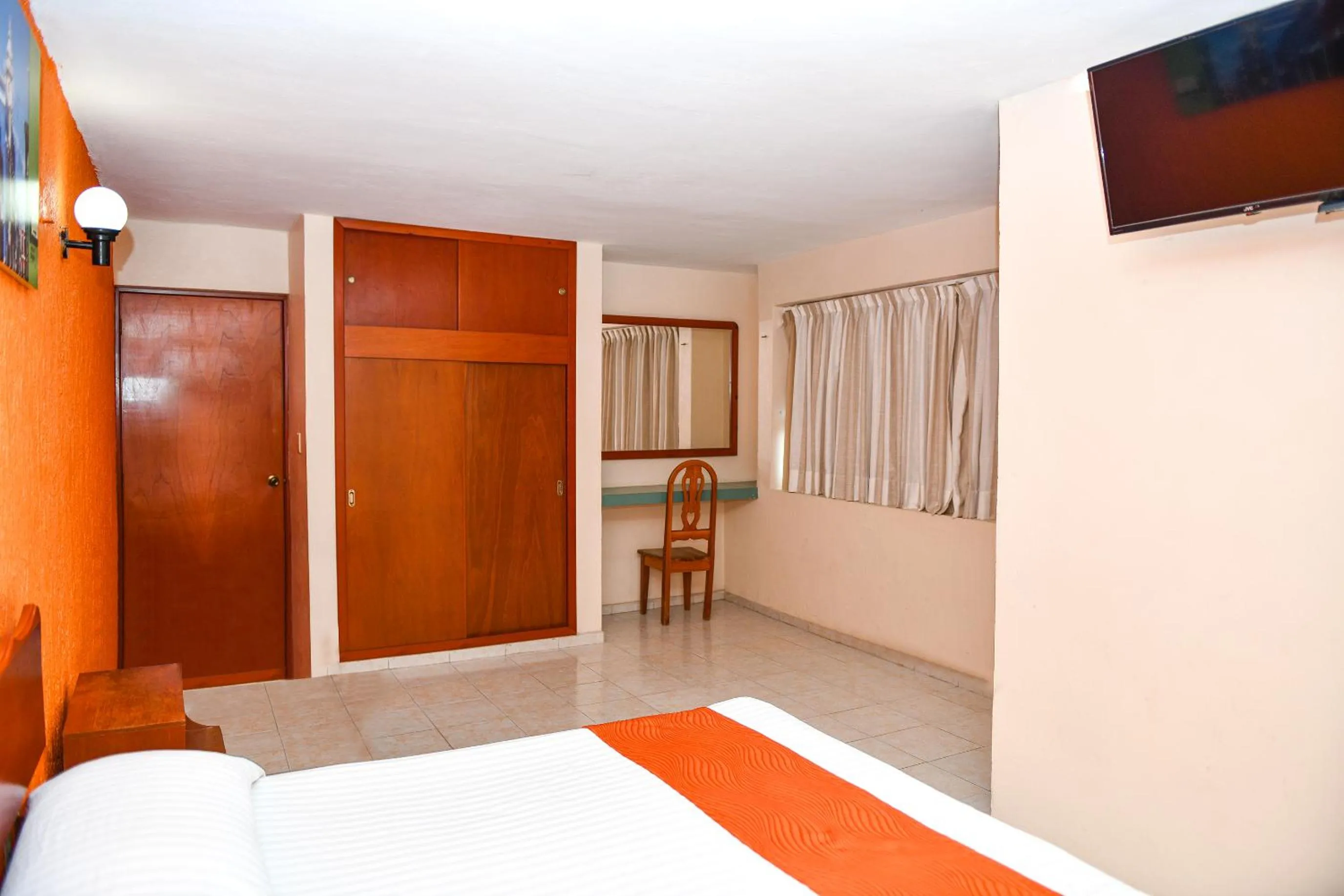 Photo of the whole room, Bed in Hotel Uxulkah