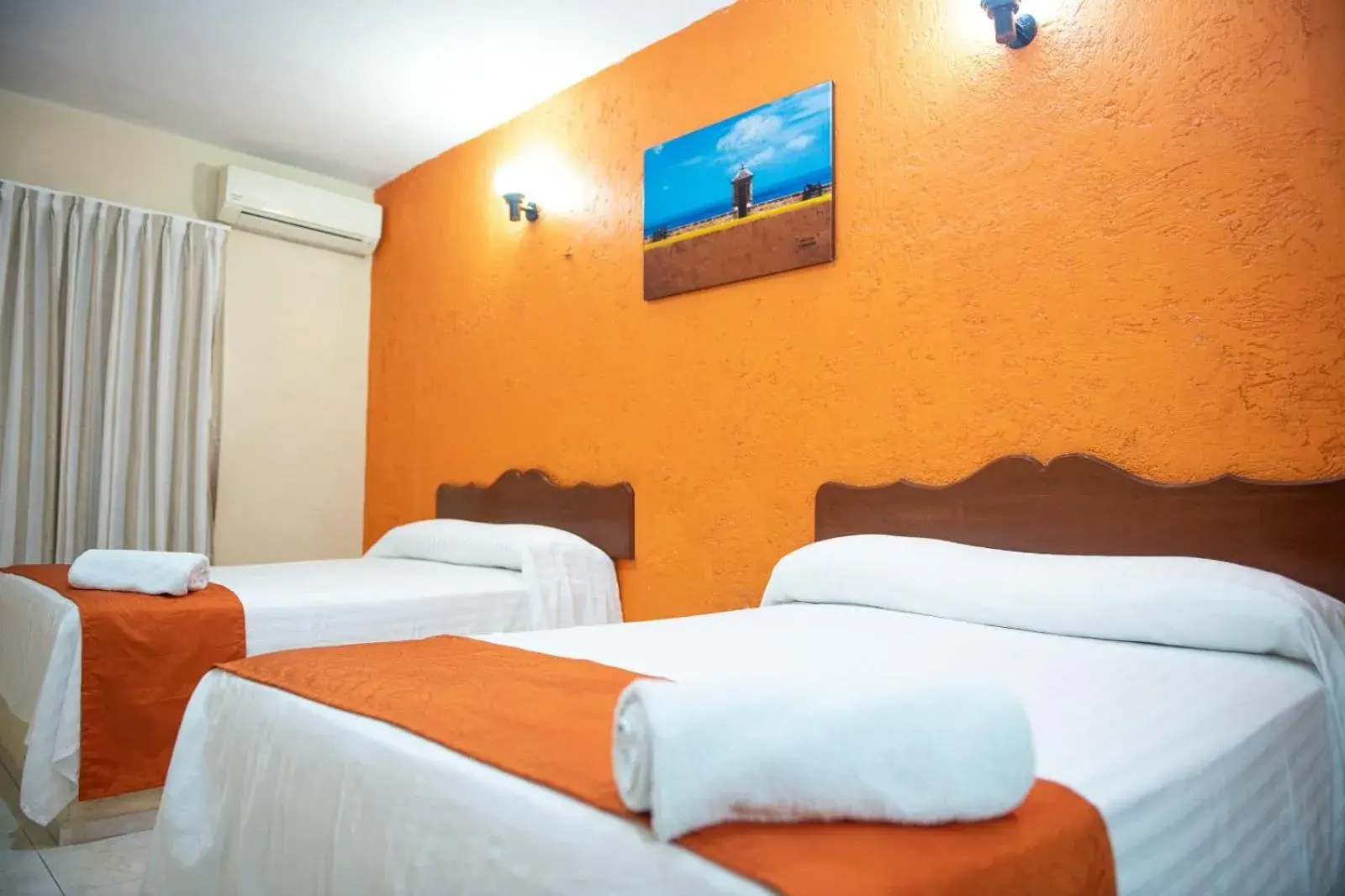 Bedroom, Bed in Hotel Uxulkah Bedroom, Bed in Hotel Uxulkah