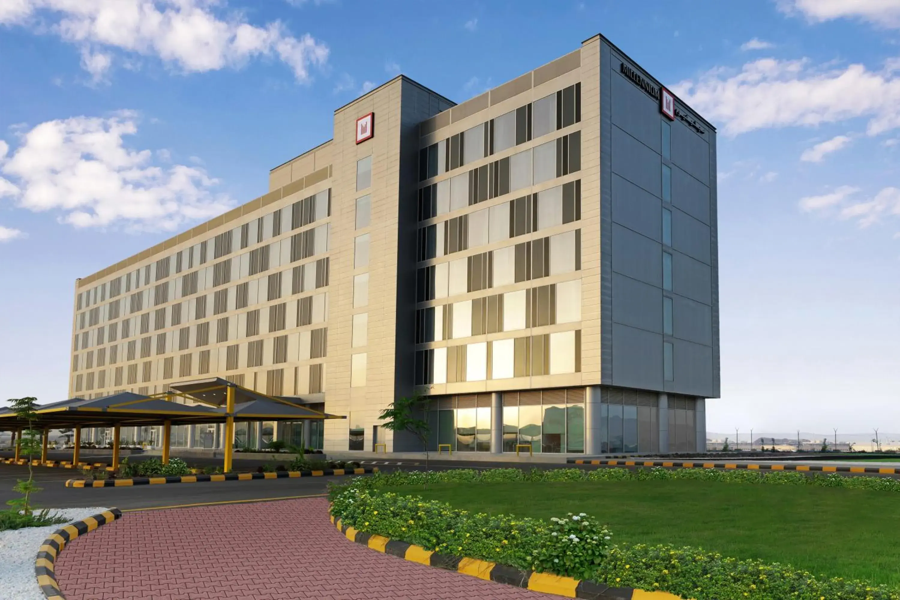 Facade/entrance in Millennium Madinah Airport Facade/entrance in Millennium Madinah Airport