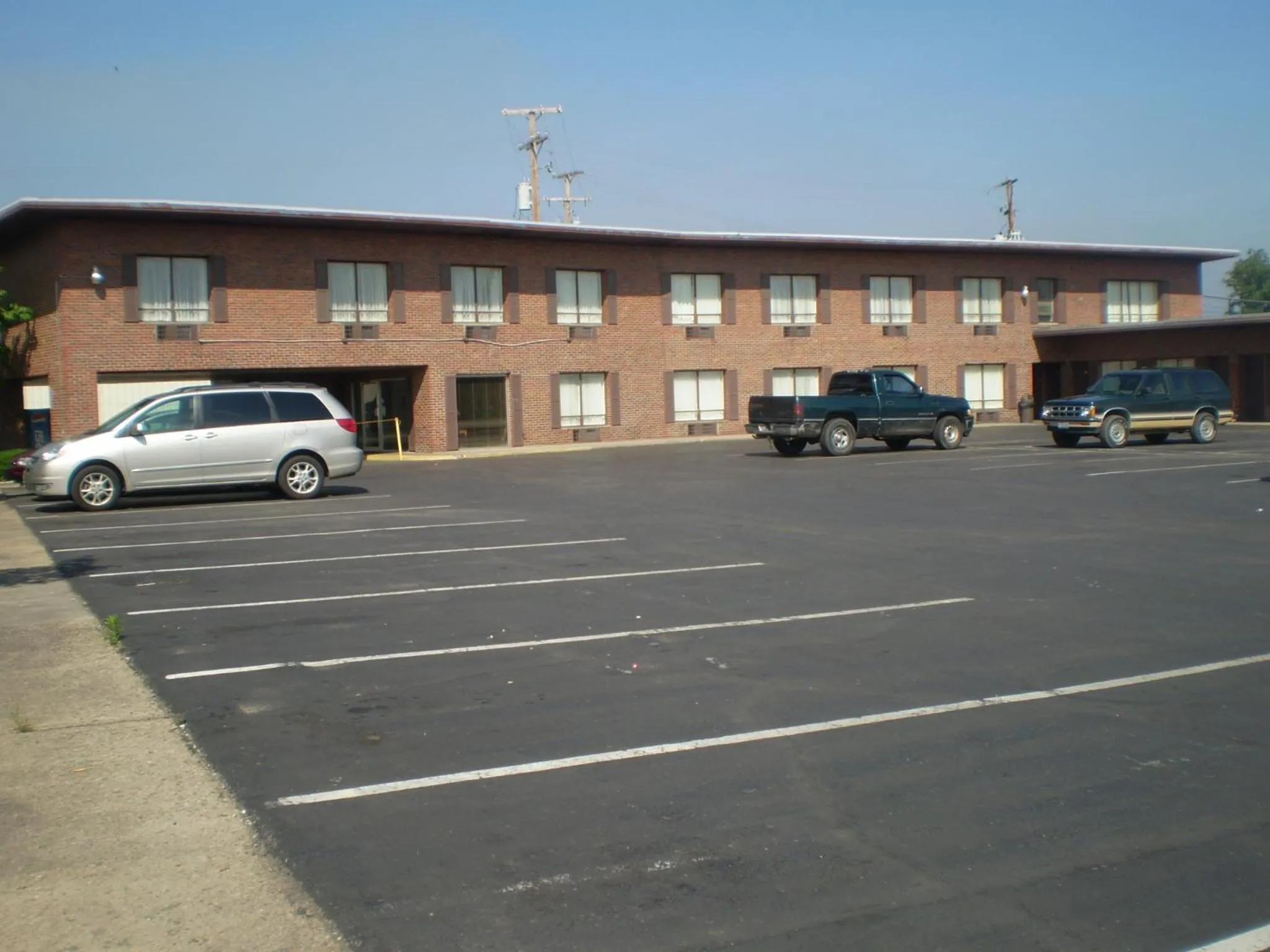 Property building in Executive Inn Chillicothe
