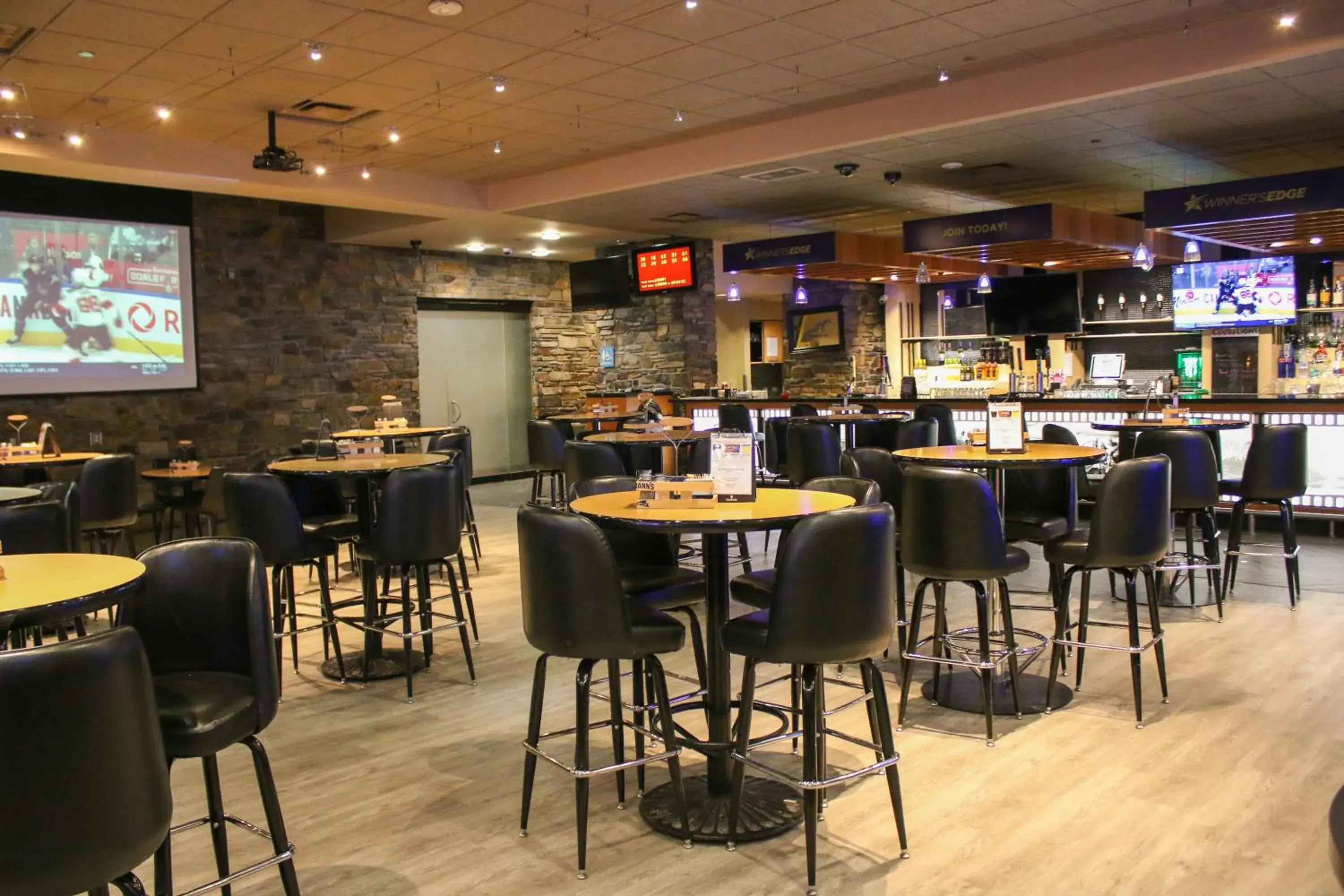 Lounge or bar in Stoney Nakoda Resort & Casino Lounge or bar in Stoney Nakoda Resort & Casino