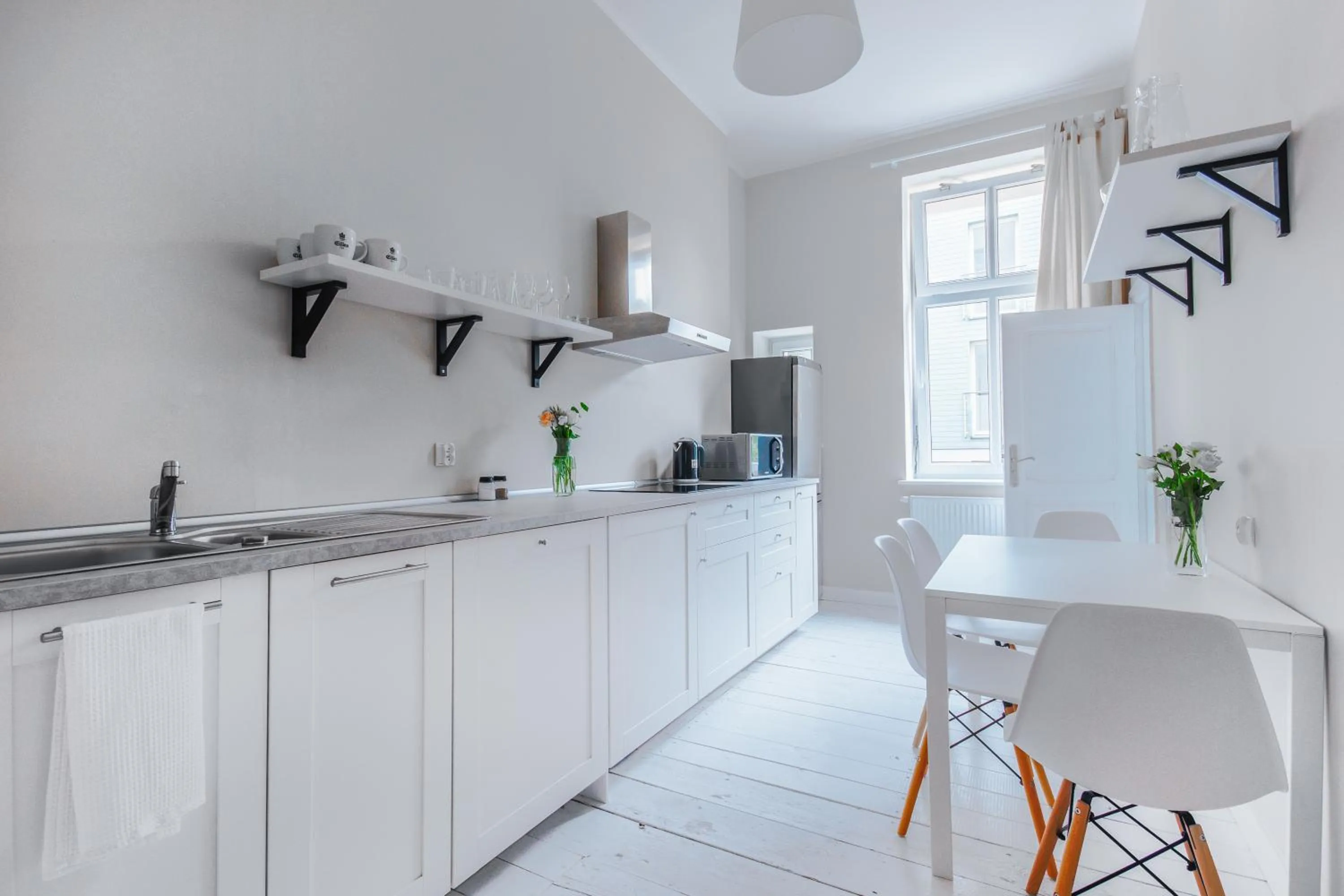 Kitchen or kitchenette in Riviera Residence Apartments