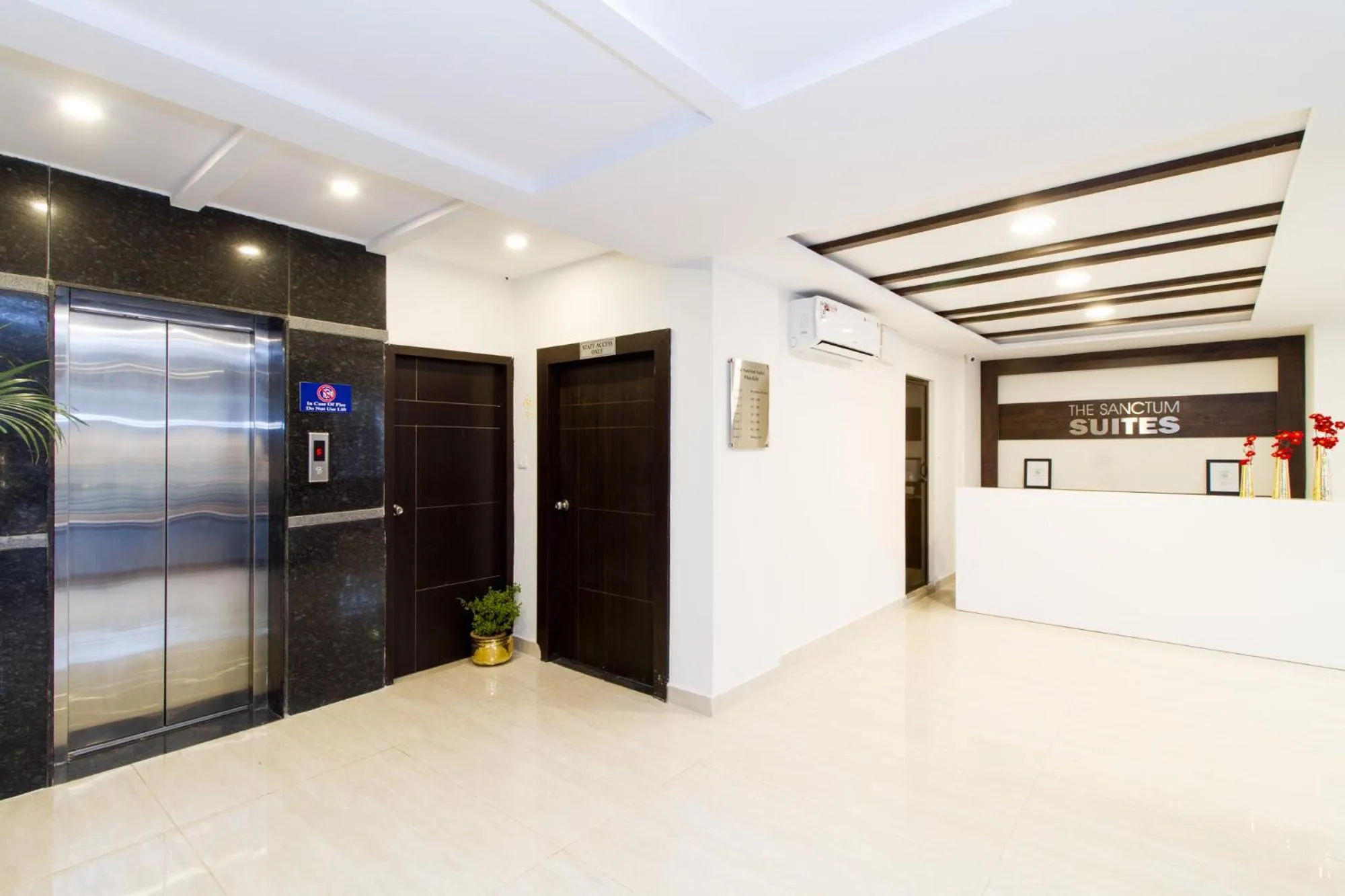 Lobby or reception in Sanctum Suites Whitefield Bangalore