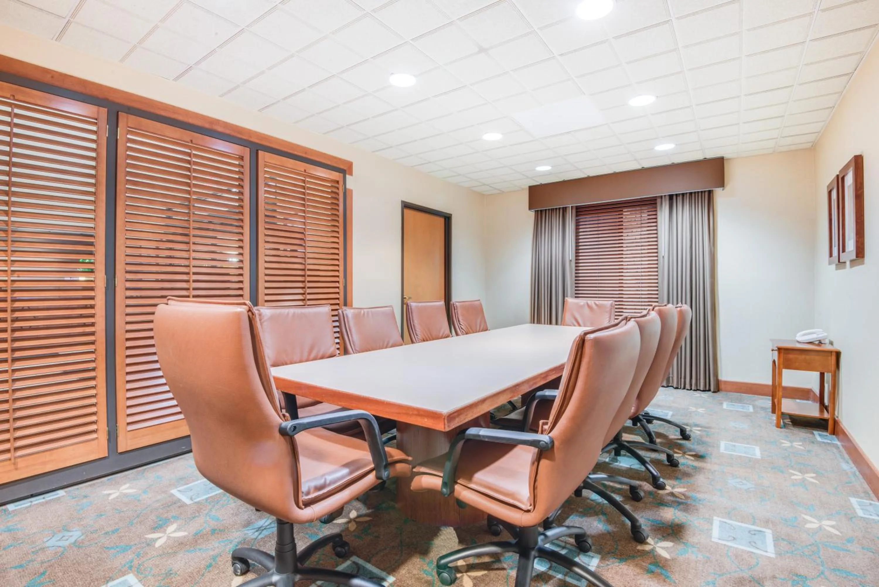 Meeting/conference room in Wingate by Wyndham Gillette