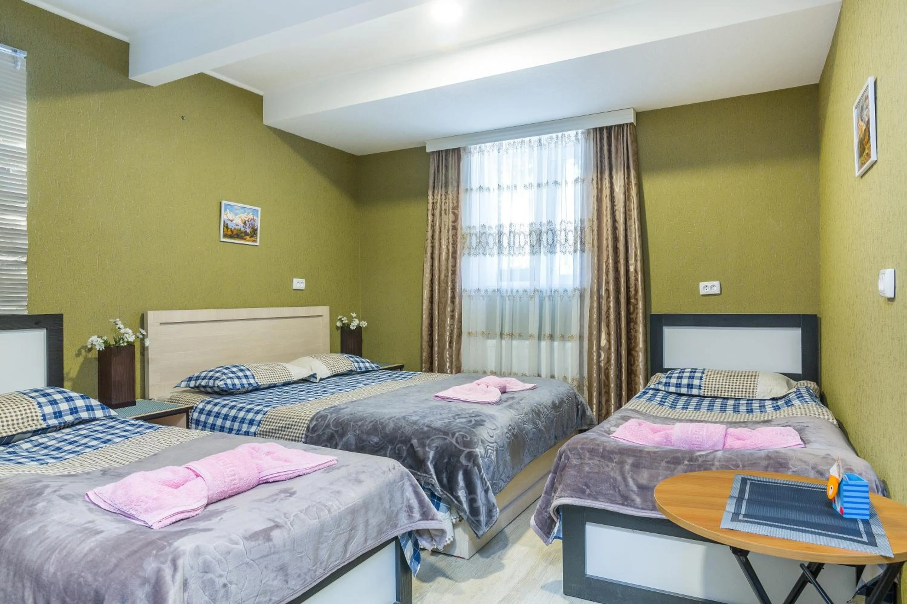 Family Room in Guest house poligloti