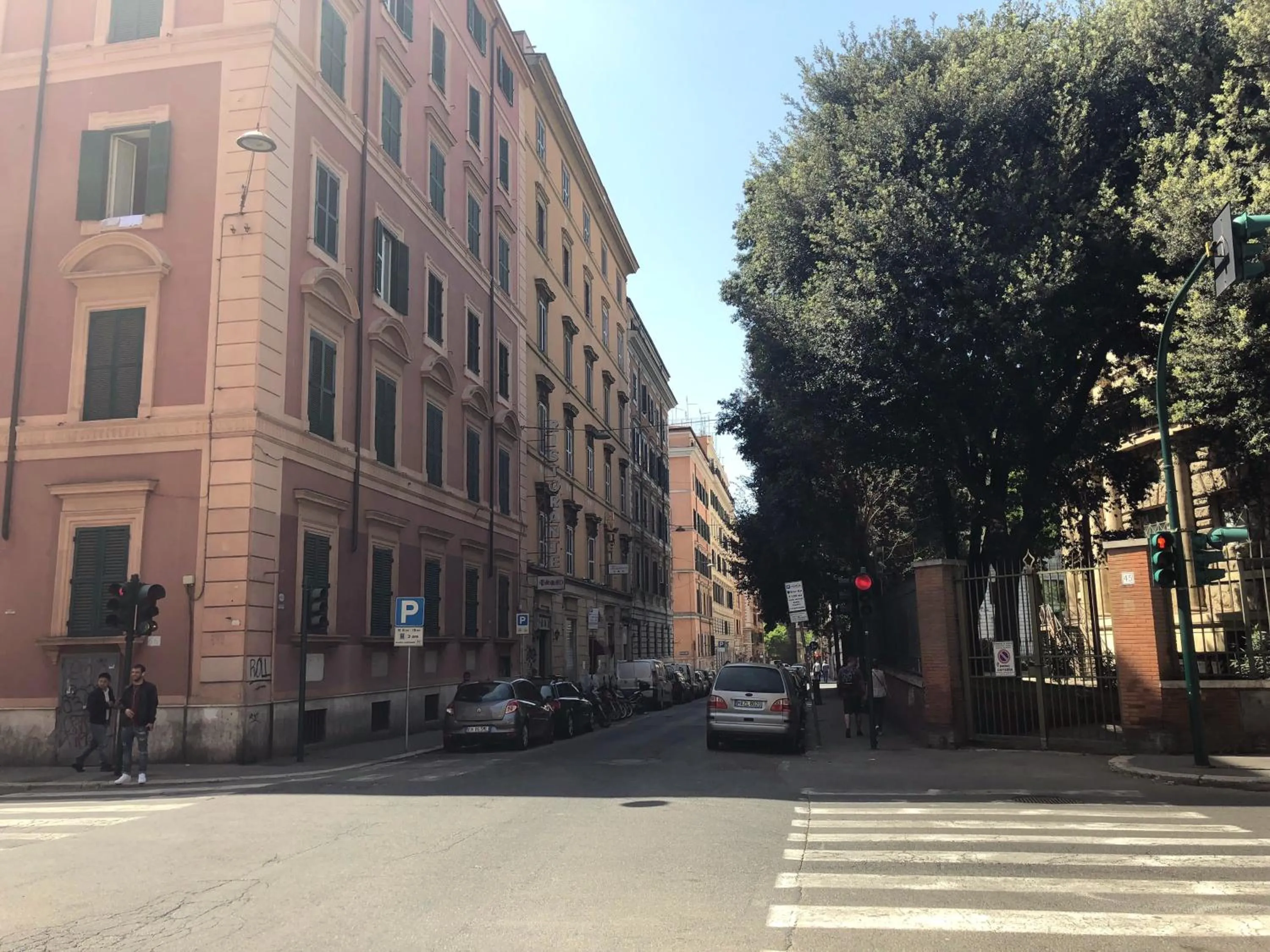 Neighbourhood in Colosseo Roma