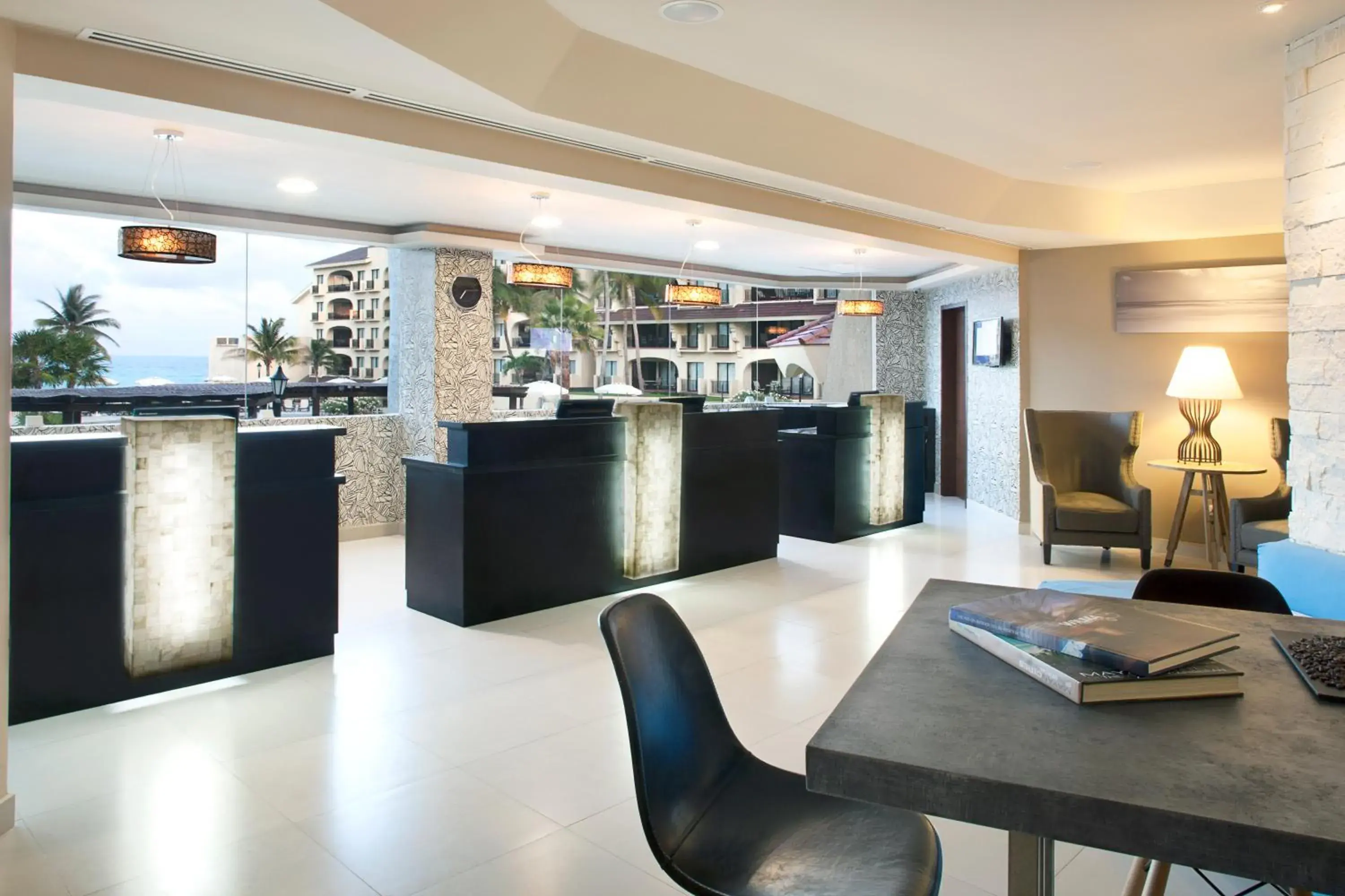 Lobby or reception in Emporio Cancun - Buy All Inclusive Option Lobby or reception in Emporio Cancun - Buy All Inclusive Option