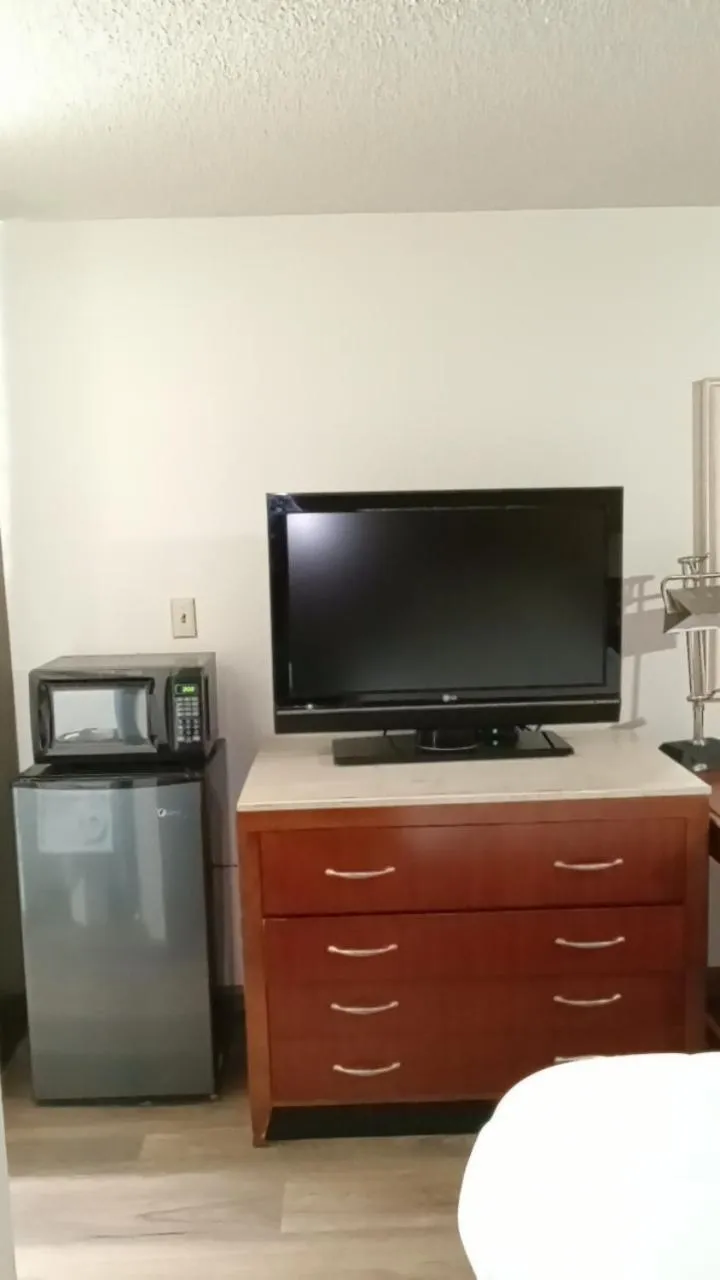 TV and multimedia in SilverStone Lite