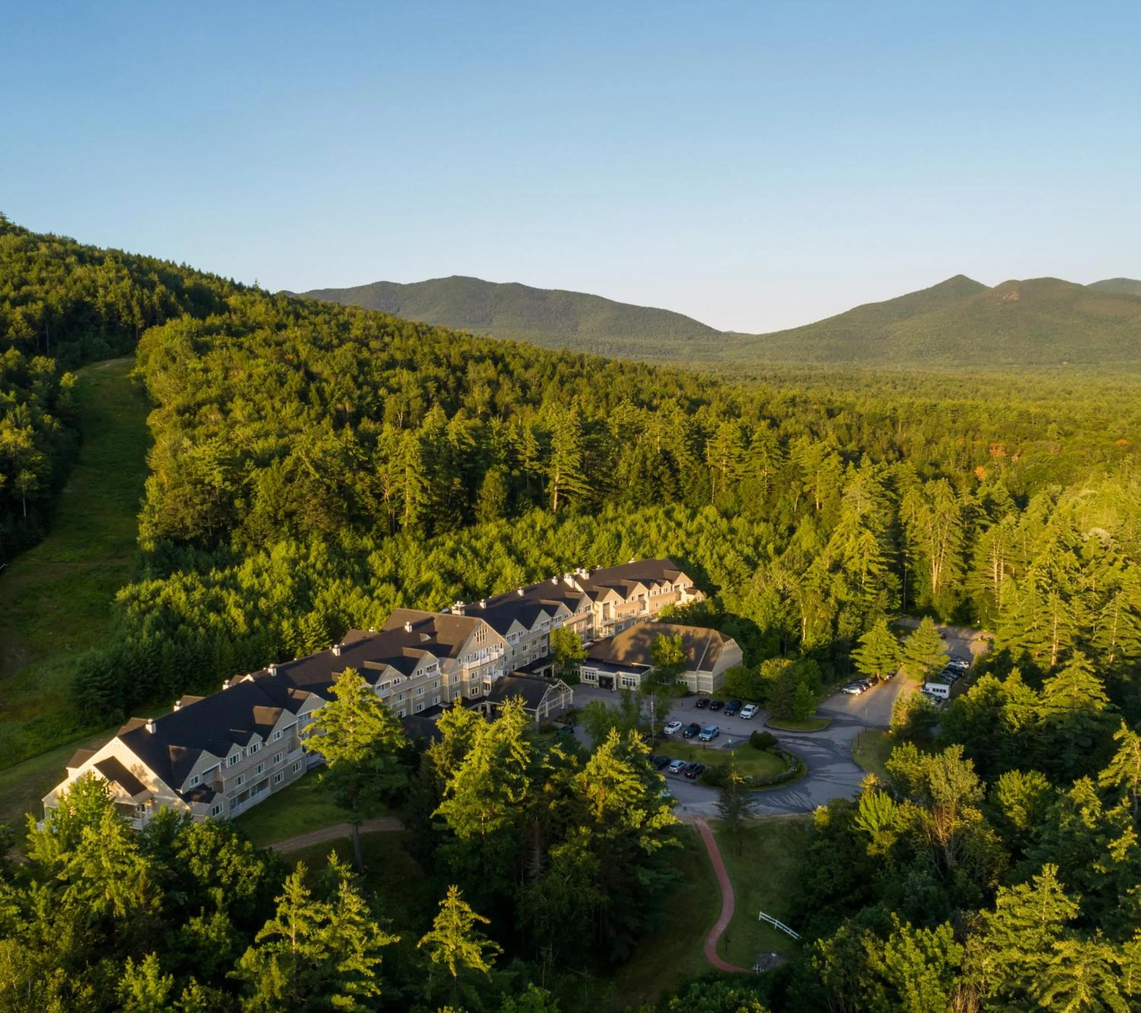 Property building in Grand Summit Hotel at Attitash