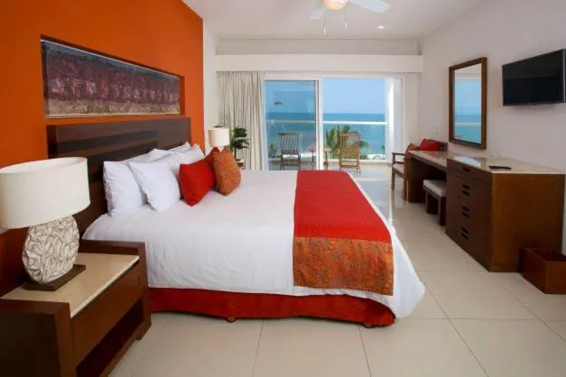 Bedroom, Bed in Marival Emotions Resort & Suites Riviera Nayarit by Mercure