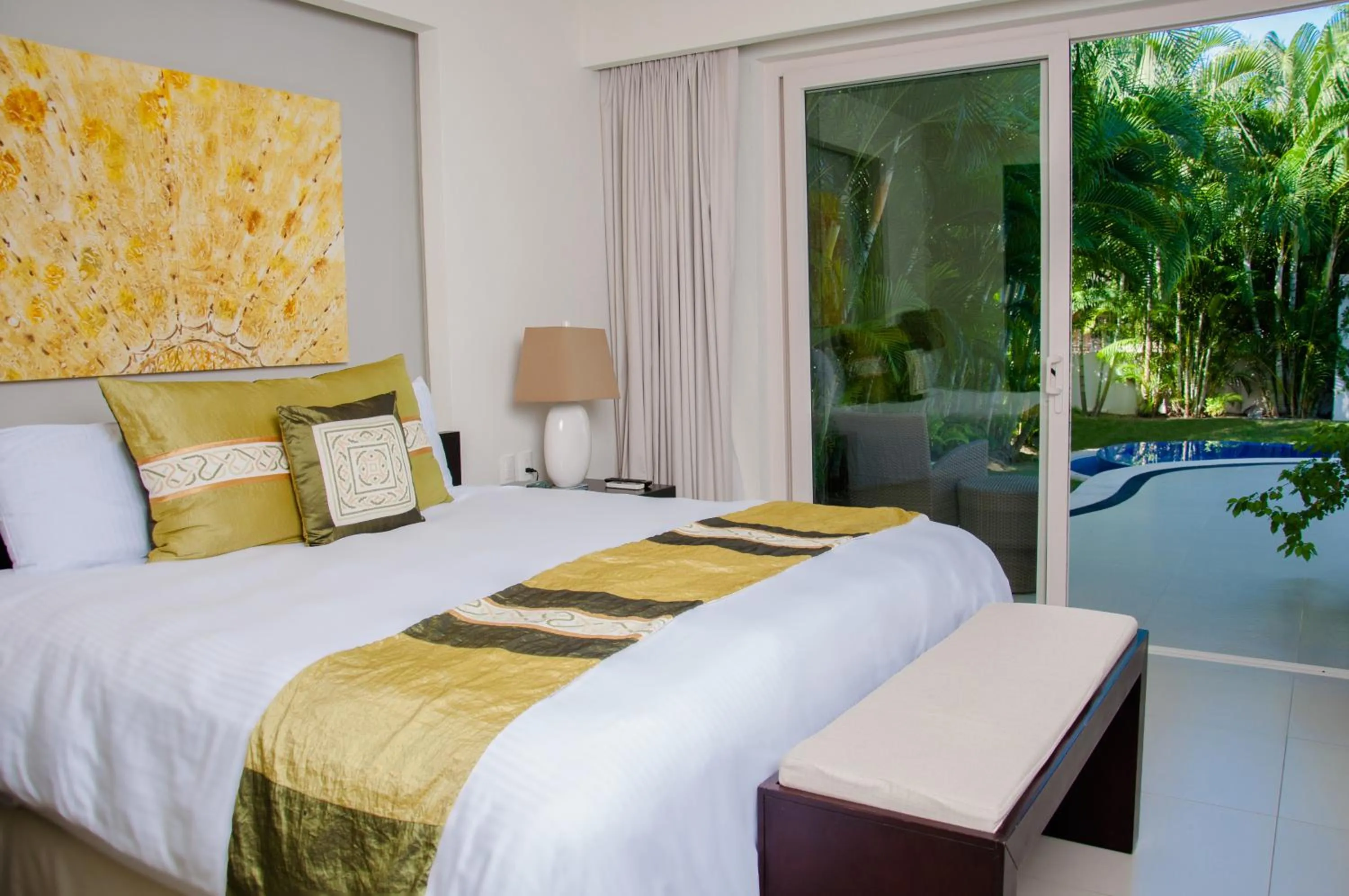 Bedroom, Bed in Marival Distinct All-Suites & World Spa - Handwritten Collection