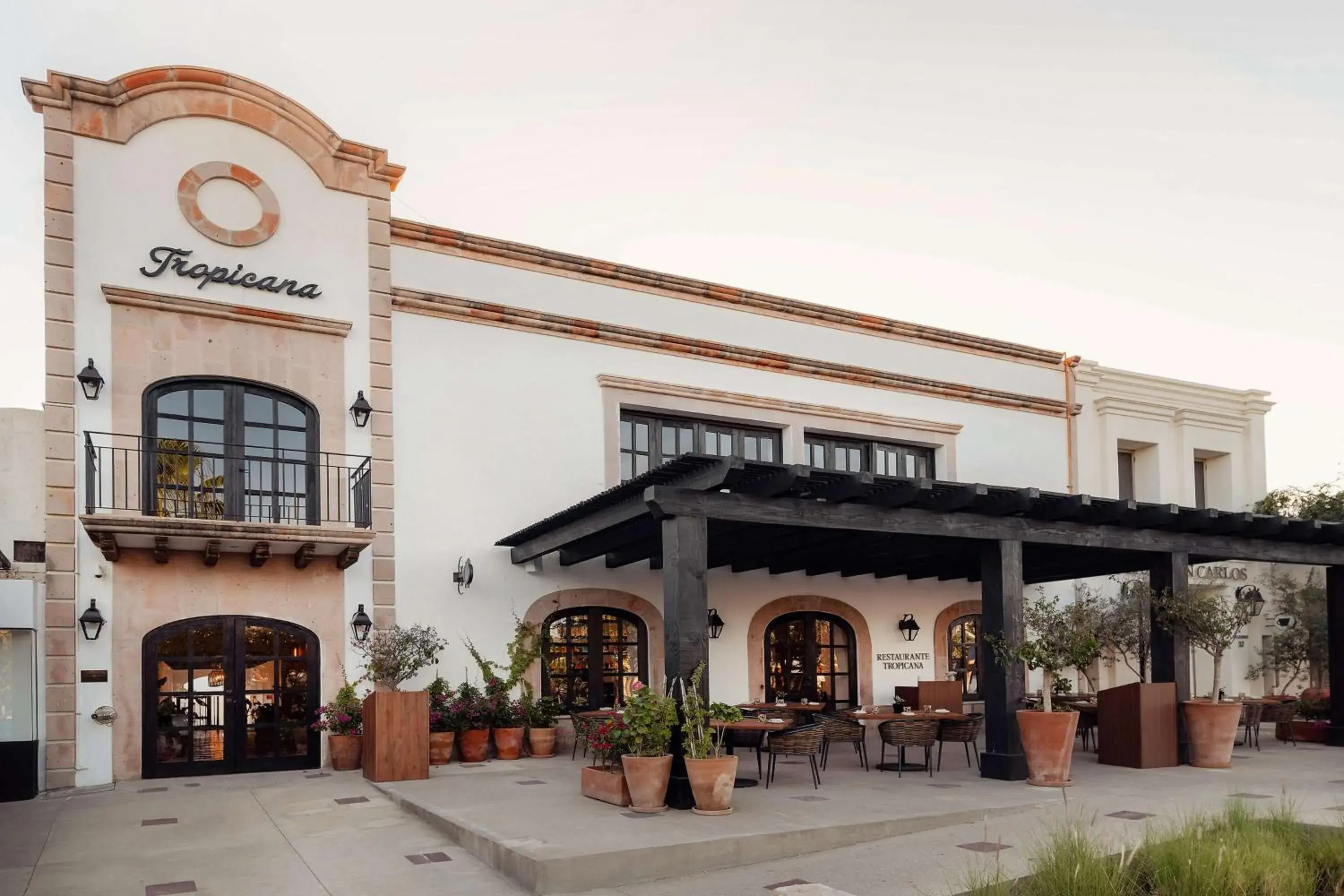 Property building in Tropicana Los Cabos, Tapestry Collection by Hilton Property building in Tropicana Los Cabos, Tapestry Collection by Hilton