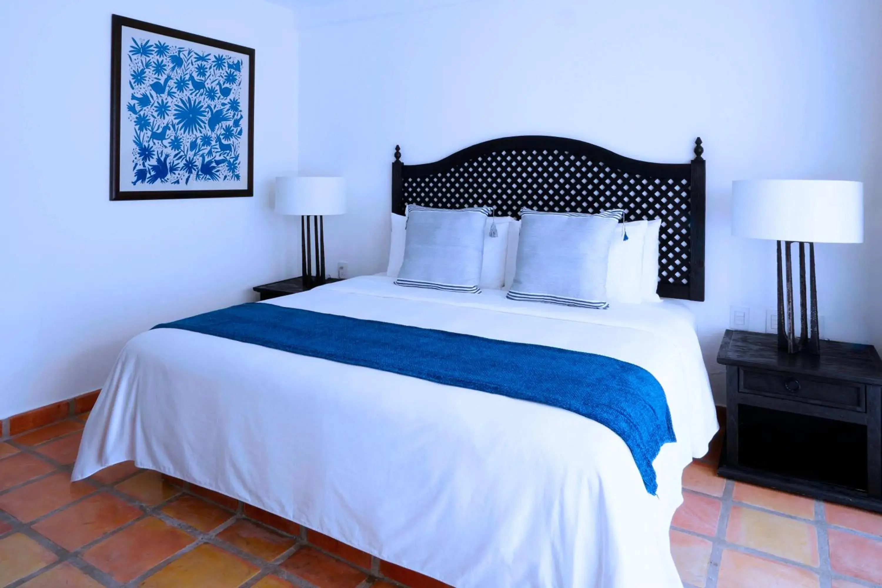 Bed in Tropicana Los Cabos, Tapestry Collection by Hilton Bed in Tropicana Los Cabos, Tapestry Collection by Hilton