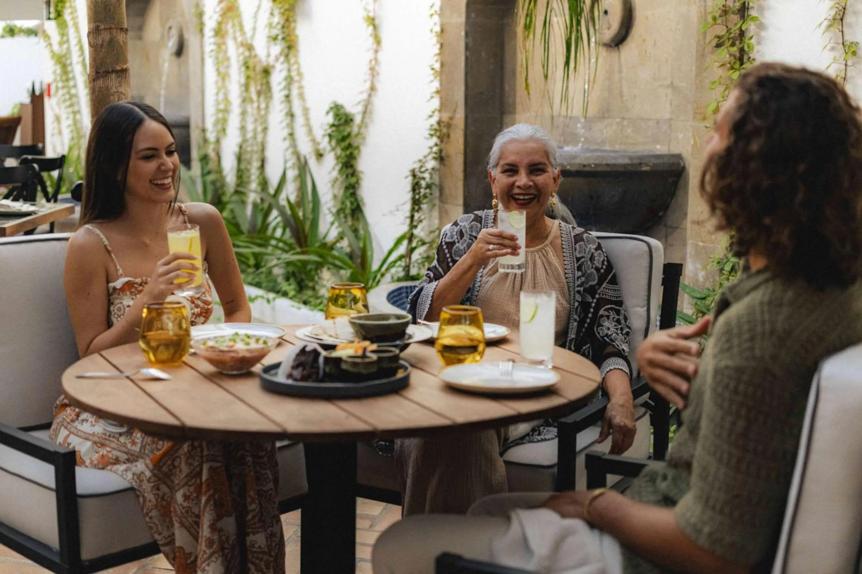 Restaurant/places to eat in Tropicana Los Cabos, Tapestry Collection by Hilton