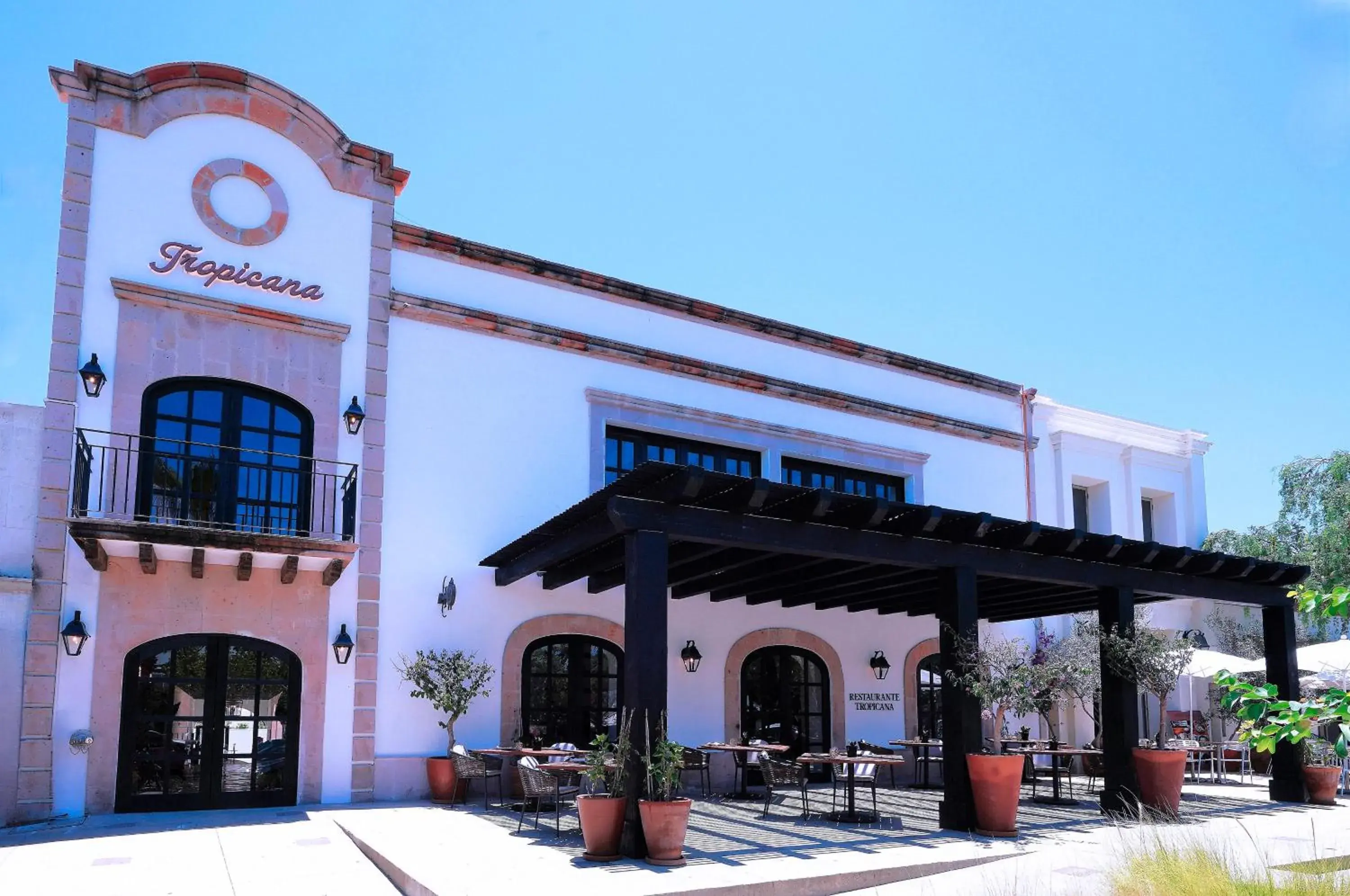 Property building in Tropicana Los Cabos, Tapestry Collection by Hilton Property building in Tropicana Los Cabos, Tapestry Collection by Hilton