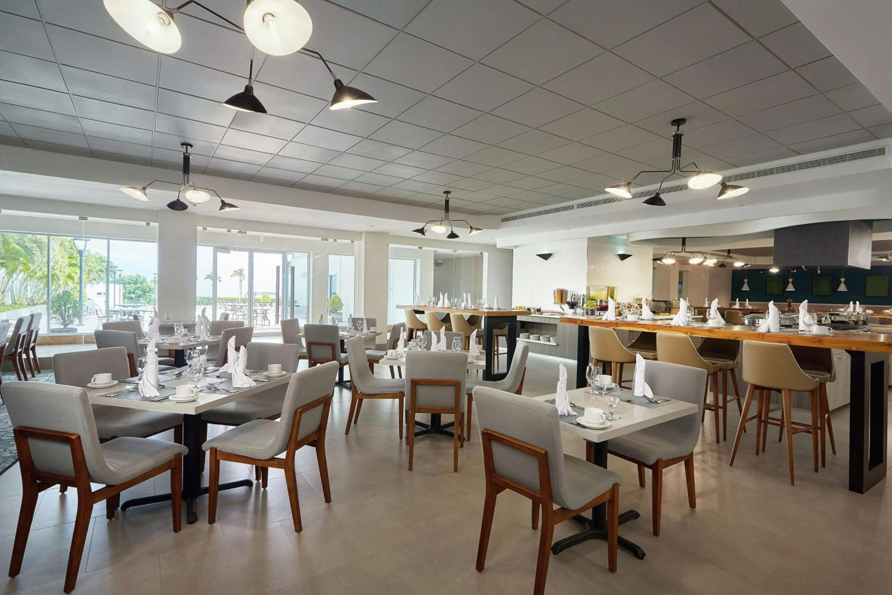 Restaurant/places to eat in DoubleTree by Hilton Managua