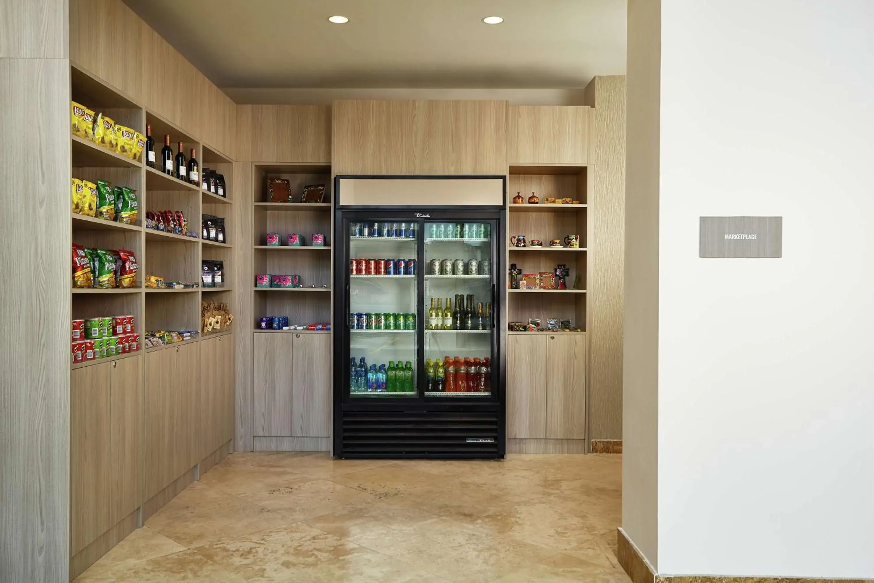 Restaurant/places to eat in DoubleTree by Hilton Managua Restaurant/places to eat in DoubleTree by Hilton Managua